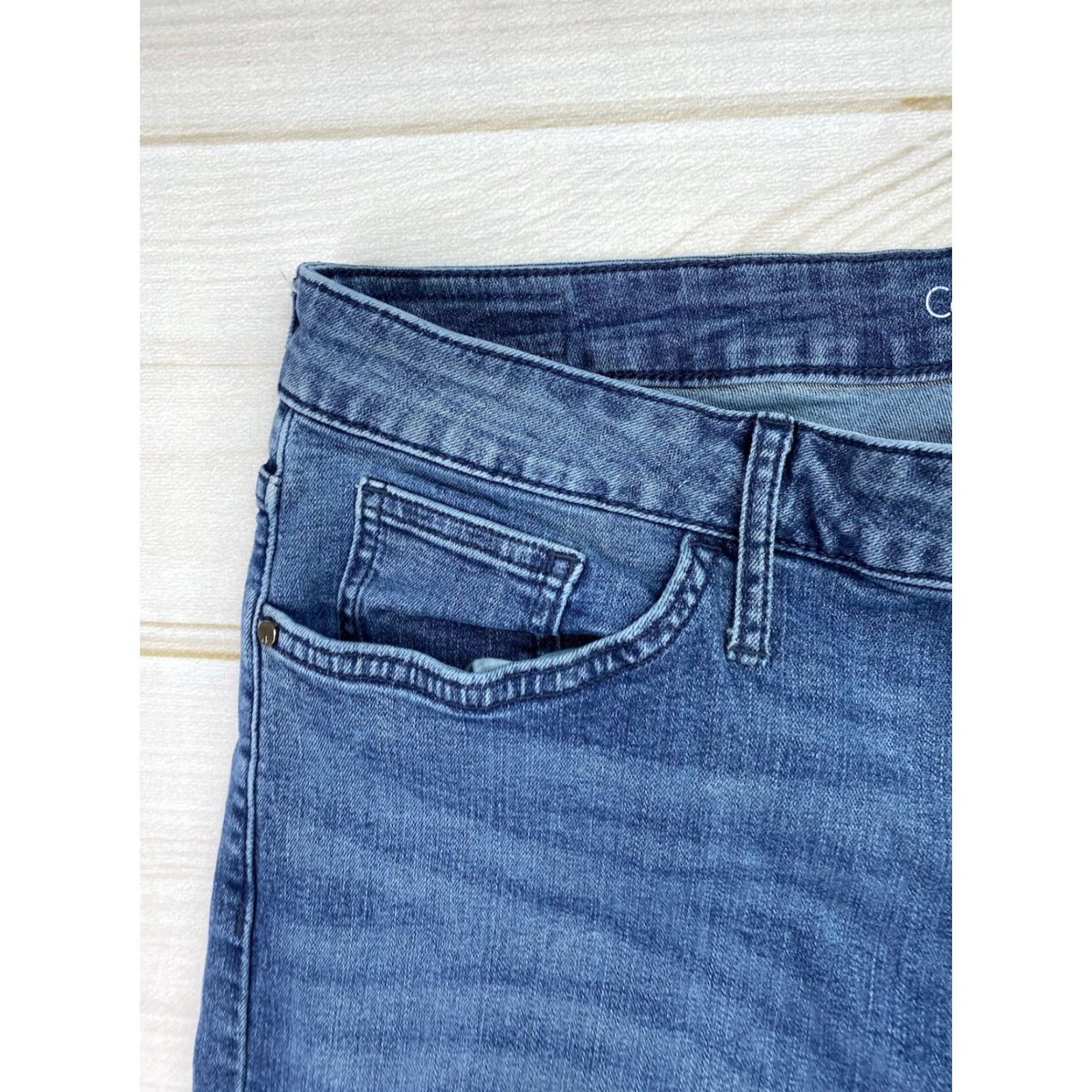 Calvin Klein VINTAGE CalviN Klein Women's Slim Boyfriend Jeans Size 12 Distressed Crop Ankle Stretch Size 34" / US 12 / IT 48 - 2 Thumbnail
