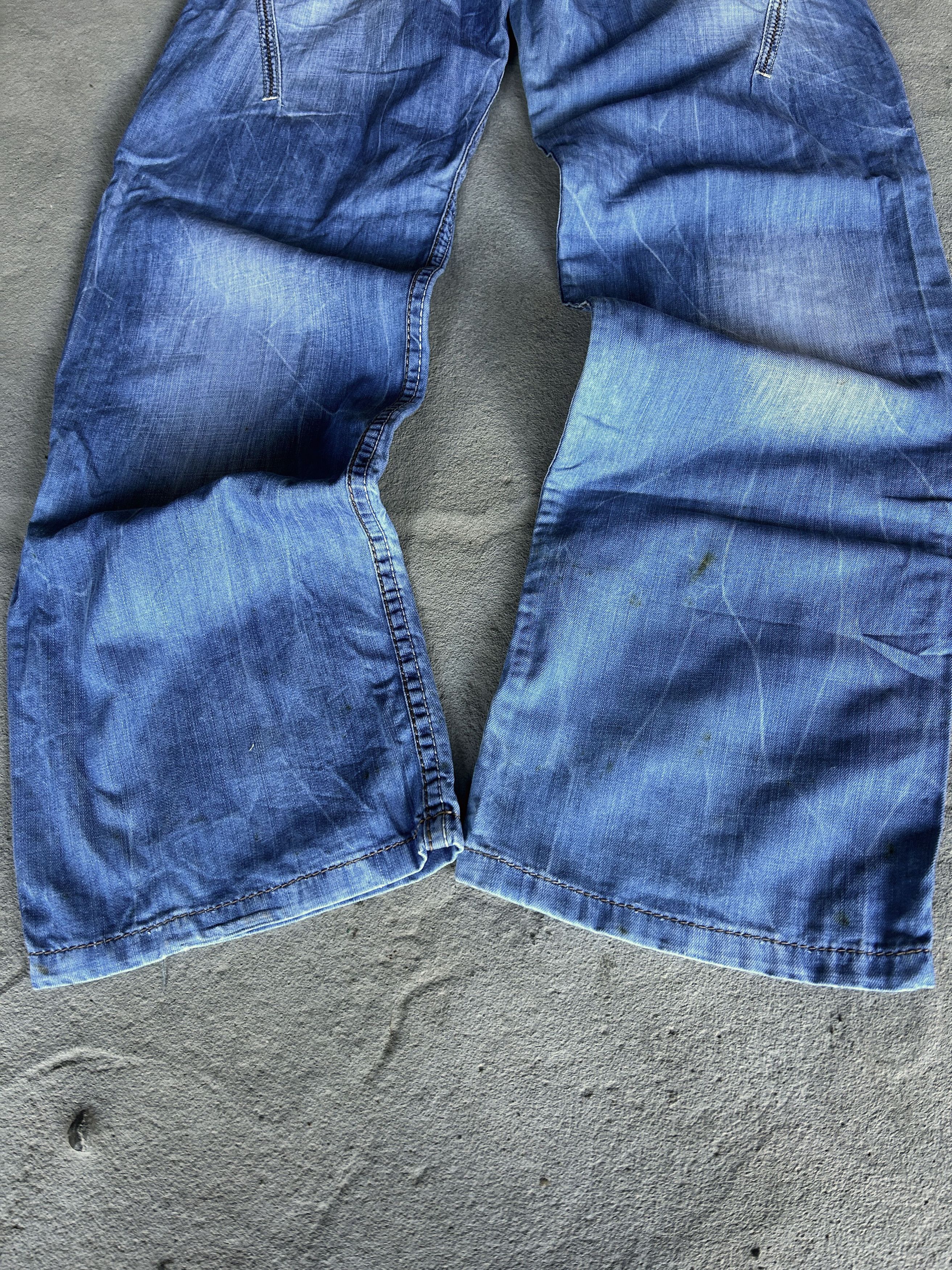Vintage Vintage Wash Blue Denim Jeans Embroidered Pocket Y2K Style Size US 32 / EU 48 - 7 Thumbnail