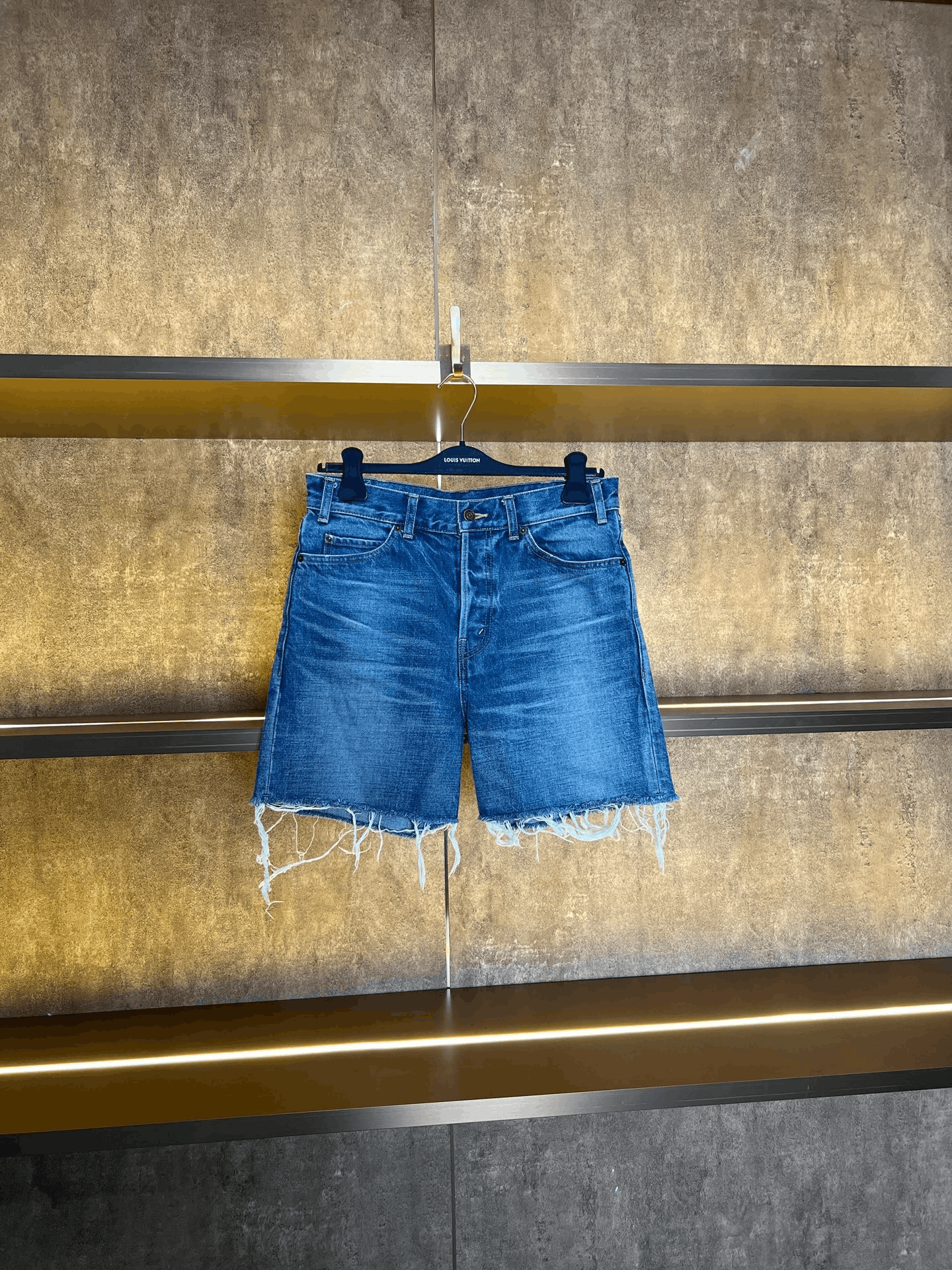 Celine Celine Denim Shorts Size 27" / US 4 / IT 40 - 1 Thumbnail