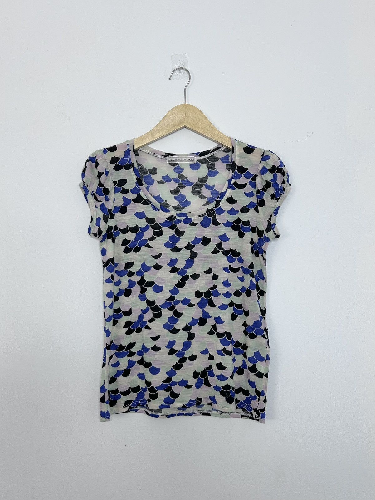 Tsumori Chisato Tsumori Chisato Fish Scale Design Multicolor T-Shirt Size M / US 6-8 / IT 42-44 - 1 Thumbnail