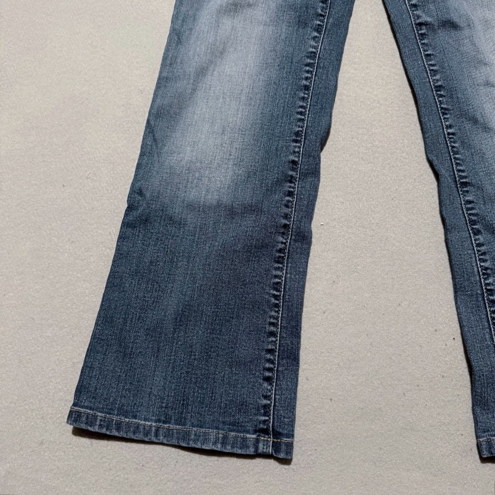 Eddie Bauer Eddie Bauer Jeans Bootcut Womens Medium Blue Pockets 5-Pocket Denim Regular Rise Mid 28x26 Size M Size 32" / US 10 / IT 46 - 5 Thumbnail