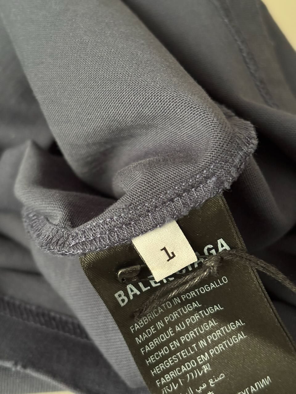 Balenciaga Balenciaga Crypto BB T-shirt Size US S / EU 44-46 / 1 - 6 Thumbnail