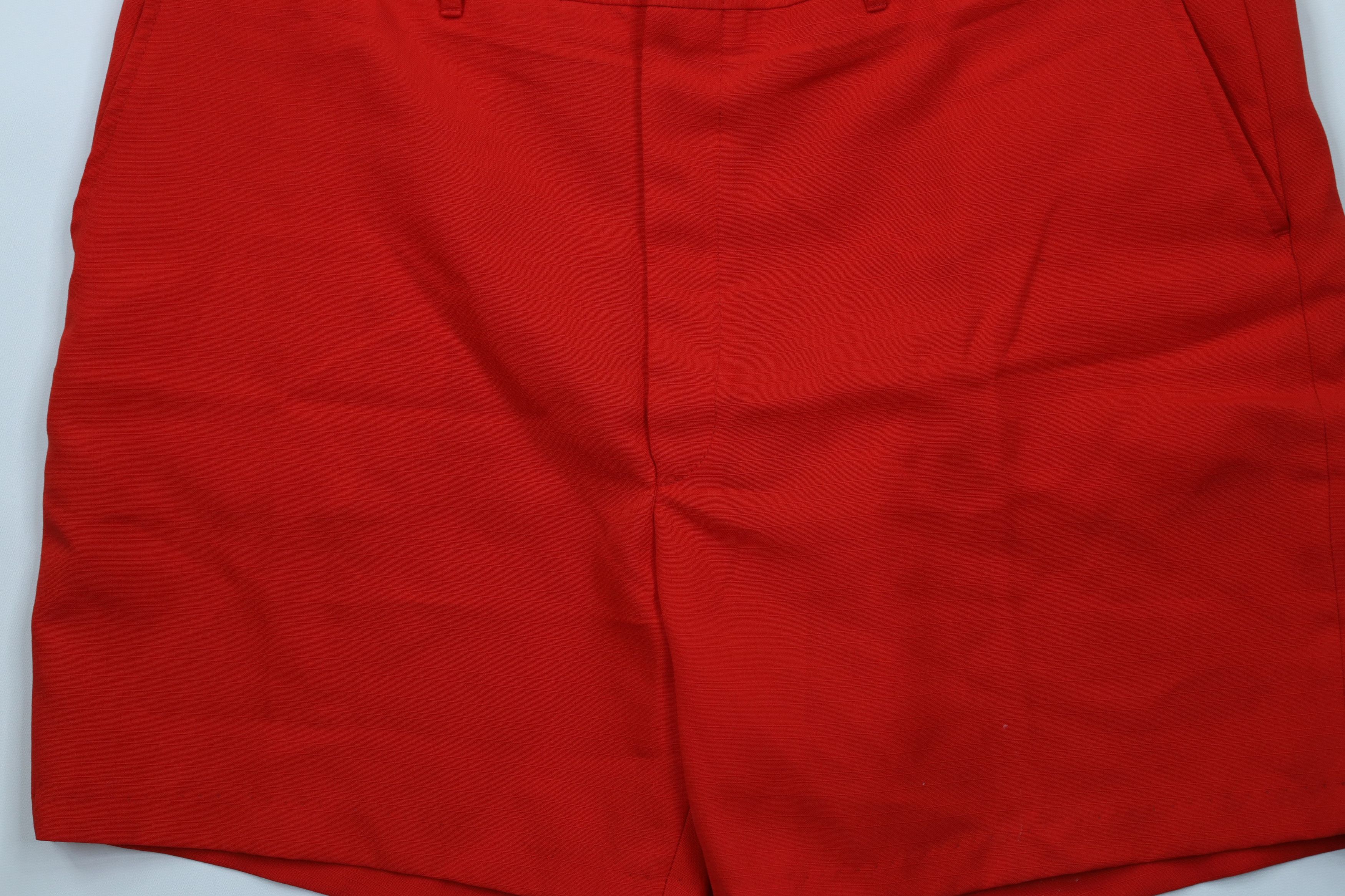 Vintage Vintage 90s Streetwear Above Knee Golf Chino Shorts Red USA Size US 42 / EU 58 - 3 Thumbnail