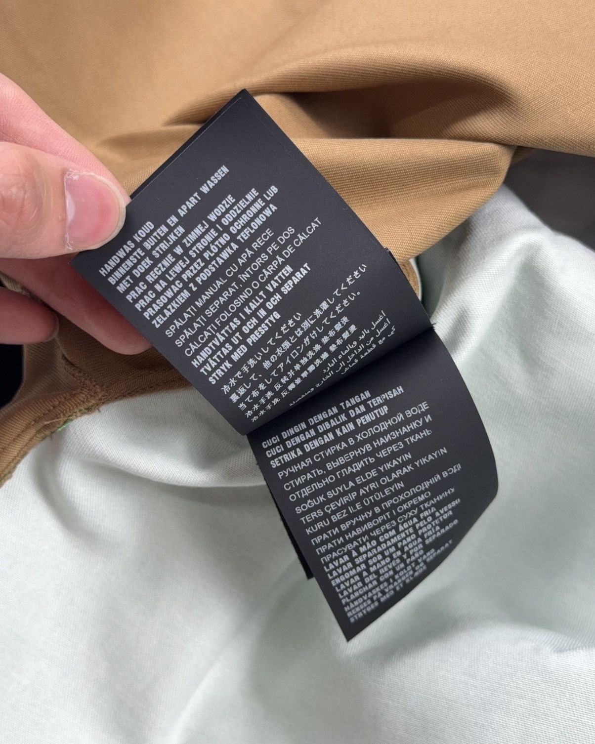 Prada SS20 COLORBLOCK SHIRT Size US S / EU 44-46 / 1 - 12 Thumbnail