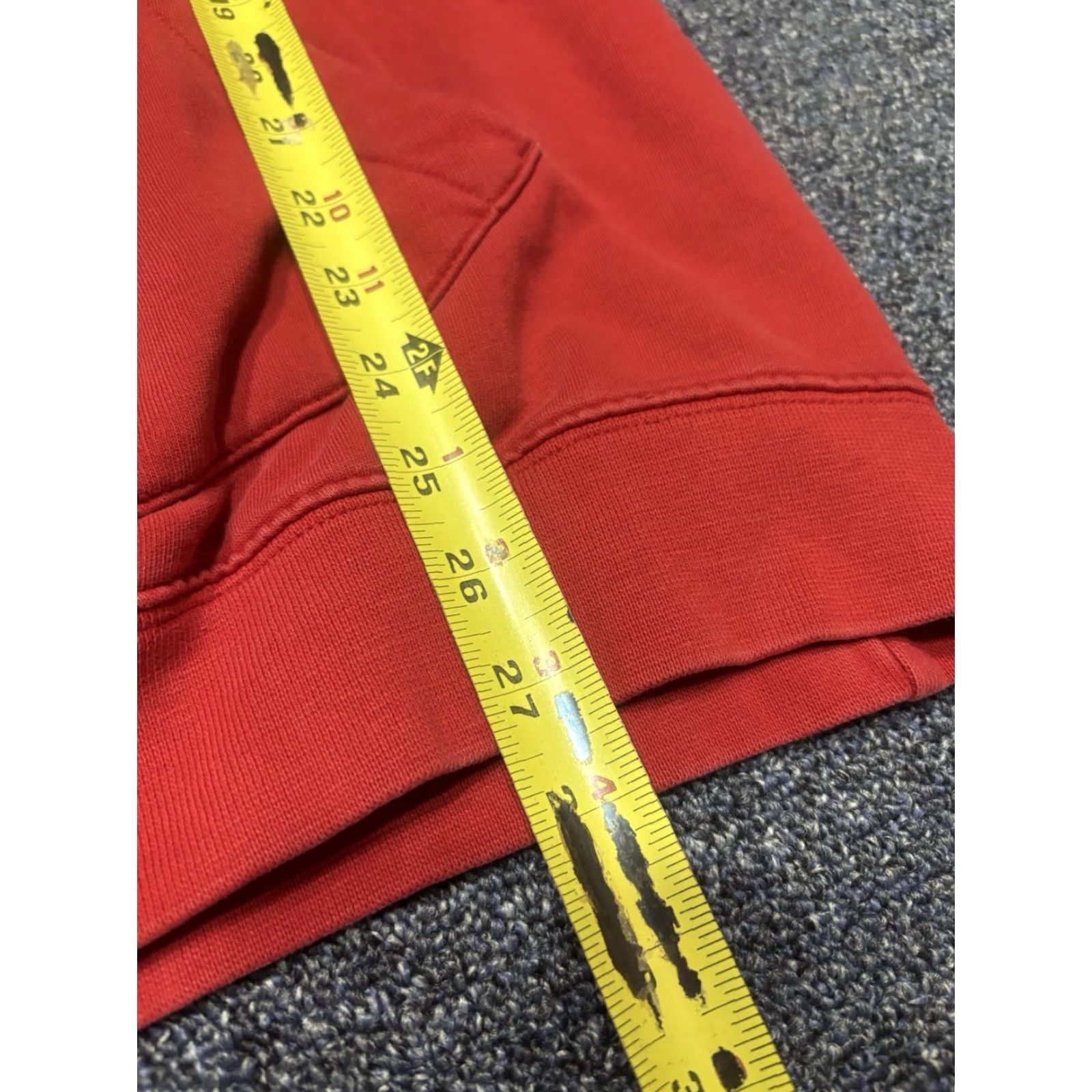 Nike VINTAGE Nike Center Swoosh Hoodie Pullover 2XL Red Mens D3 Nike Center Swoosh Hoodie Pullover Red 2XL Mens Vintage Y2K 2000s Size US XXL / EU 58 / 5 - 5 Thumbnail