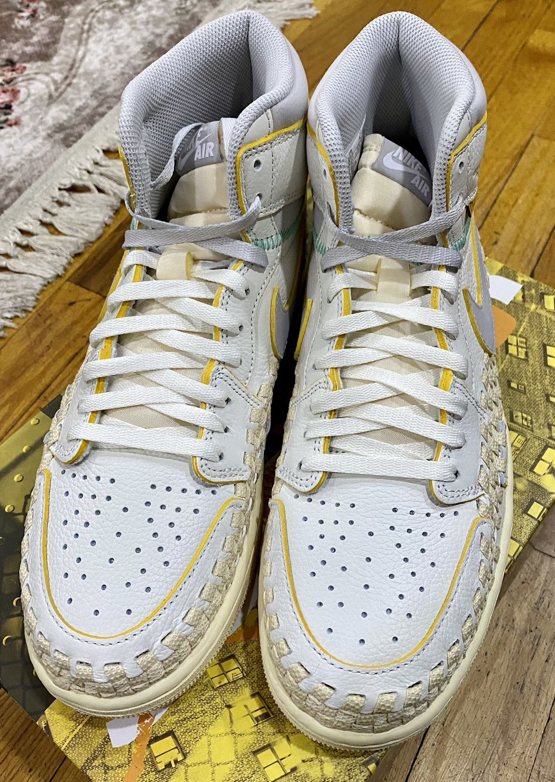Jordan Brand UNION LA x Jordan 1 “Bephies Beauty Supply” Size US 10.5 / EU 43-44 - 2 Thumbnail