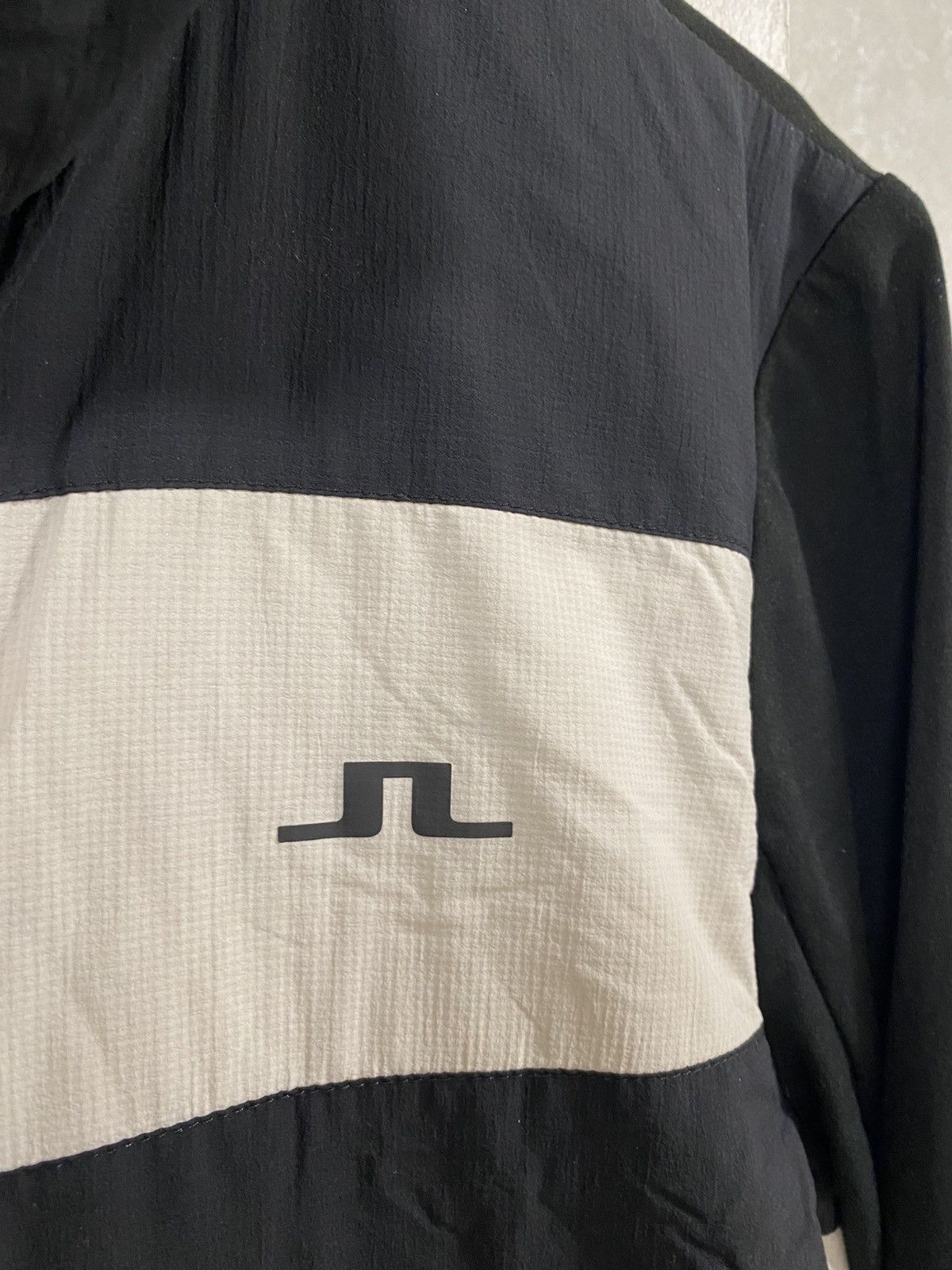 J.Lindeberg J.Lindeberg Primaloft Zip Long Sleeve Light Jacket Size: S Size US S / EU 44-46 / 1 - 3 Thumbnail