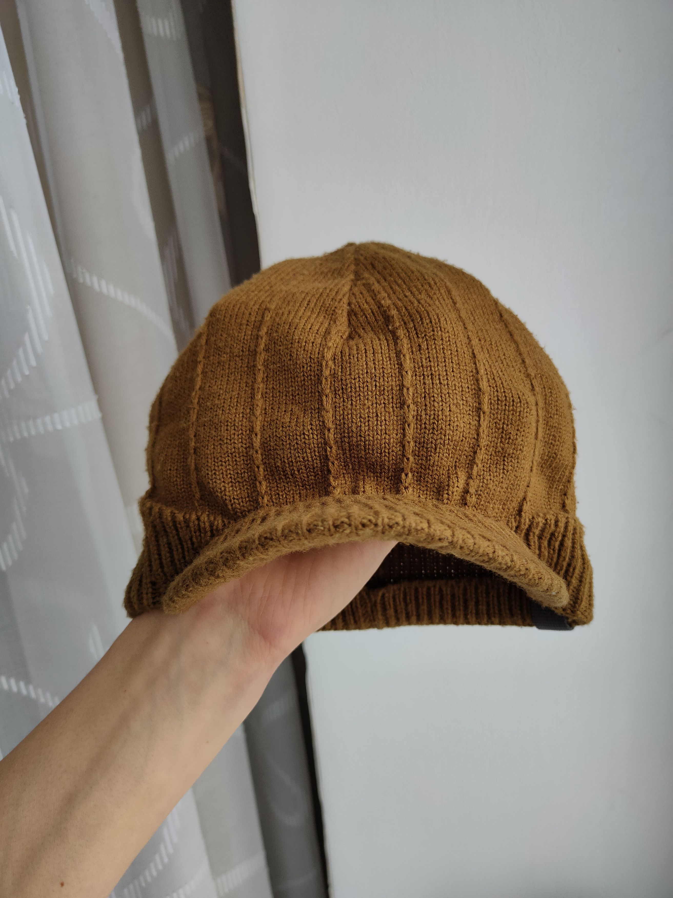 Salomon Vintage Y2K Salomon Knitted Beanie Hat With Visor Size ONE SIZE - 4 Thumbnail