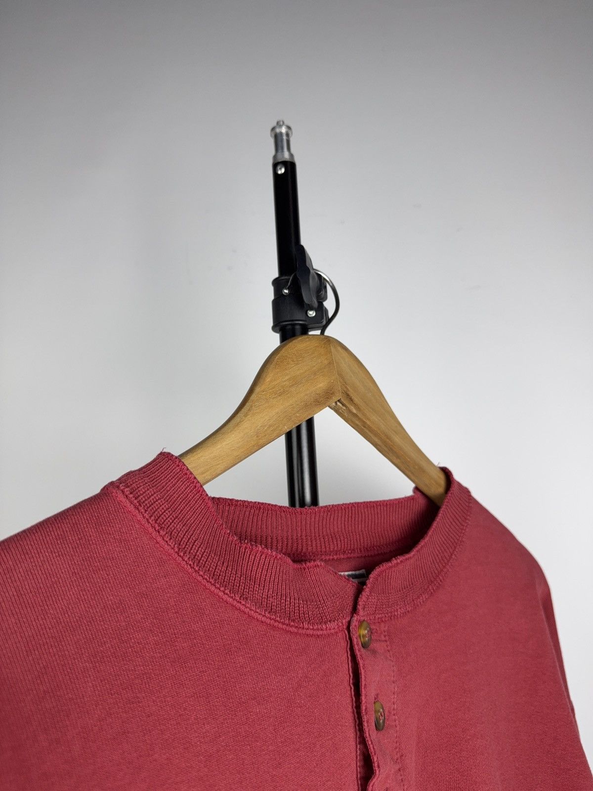 Levi's 90s Vintage Levi’s Red Henley Sweatshirt Made in Portugal Size US L / EU 52-54 / 3 - 3 Thumbnail