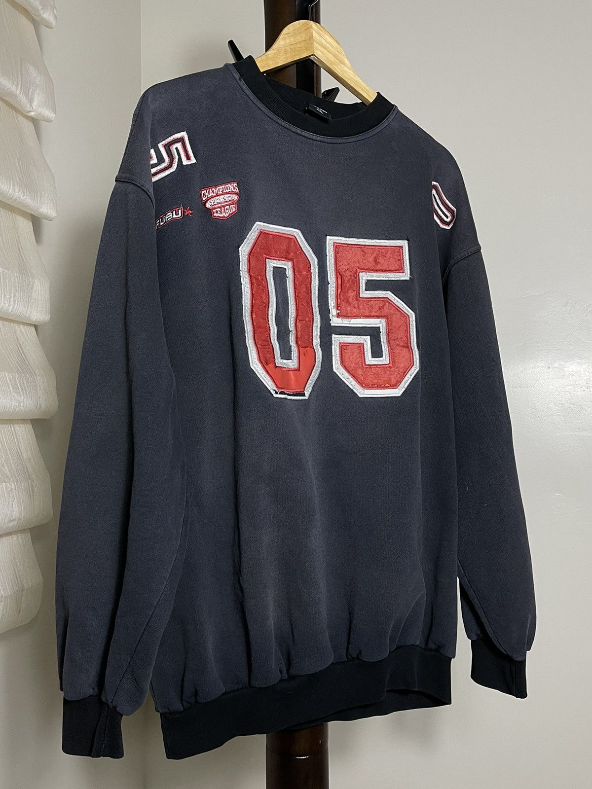 Fubu × Vintage FUBU Deconstructed Vintage ‘05’ Sweatshirt Size US XL / EU 56 / 4 - 2 Thumbnail