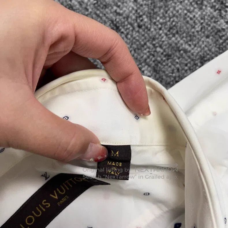 Louis Vuitton Louis Vuitton Full logo lapel long sleeve shirt Size US M / EU 48-50 / 2 - 7 Thumbnail