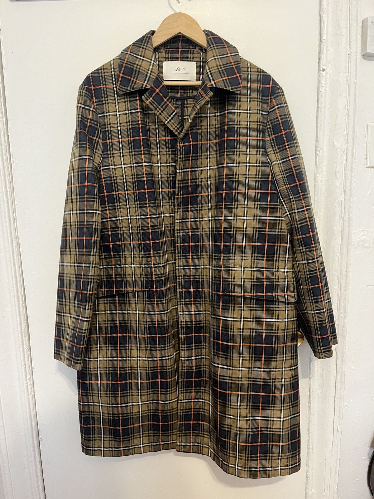 Mr P. Poly/Cotton Plaid trench coat Size US M / EU 48-50 / 2 - 2 Thumbnail