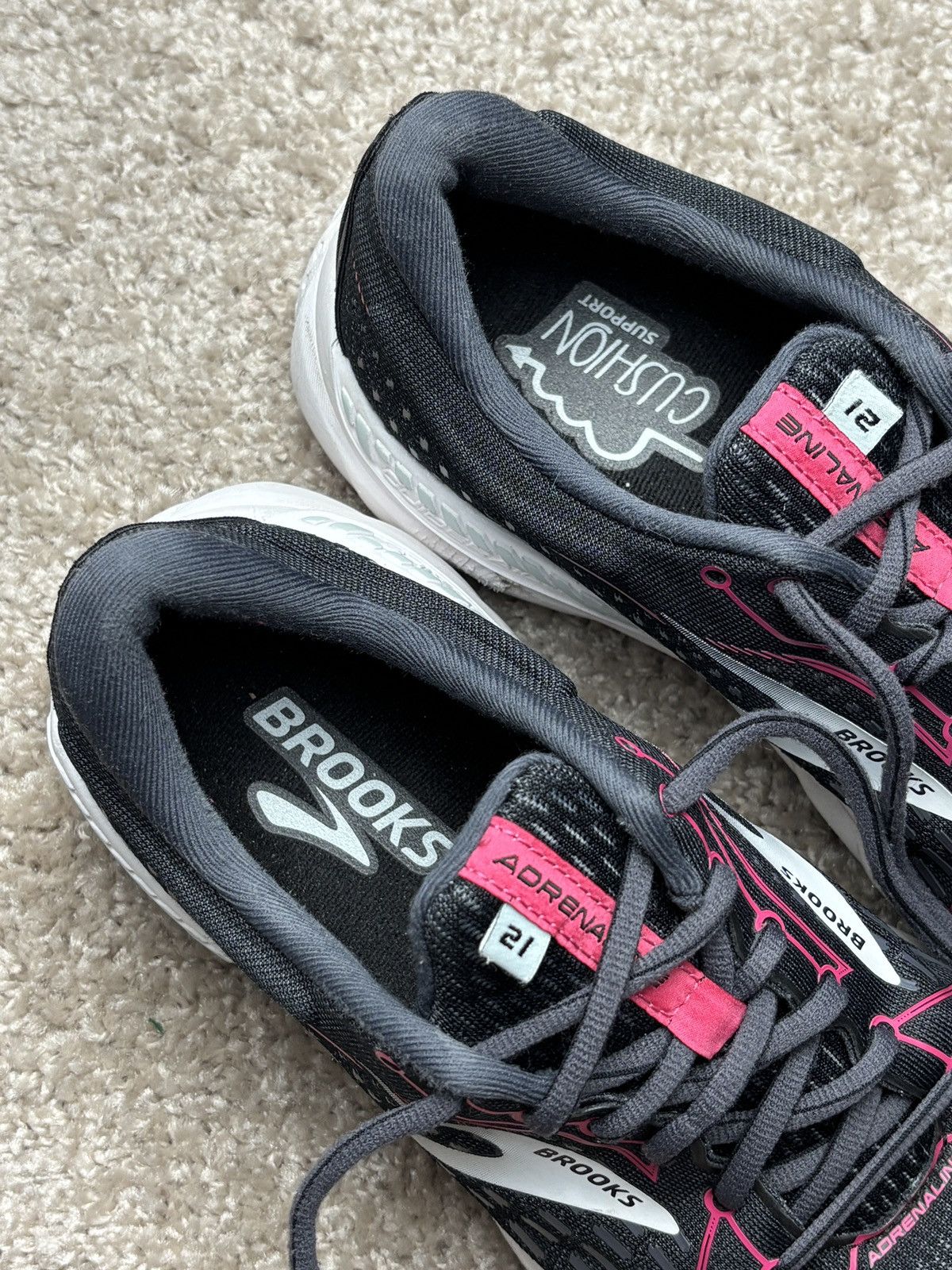 Brooks Brooks Adrenaline GTS 21 running shoes sport gym outdoor Size US 11 / EU 44 - 7 Thumbnail