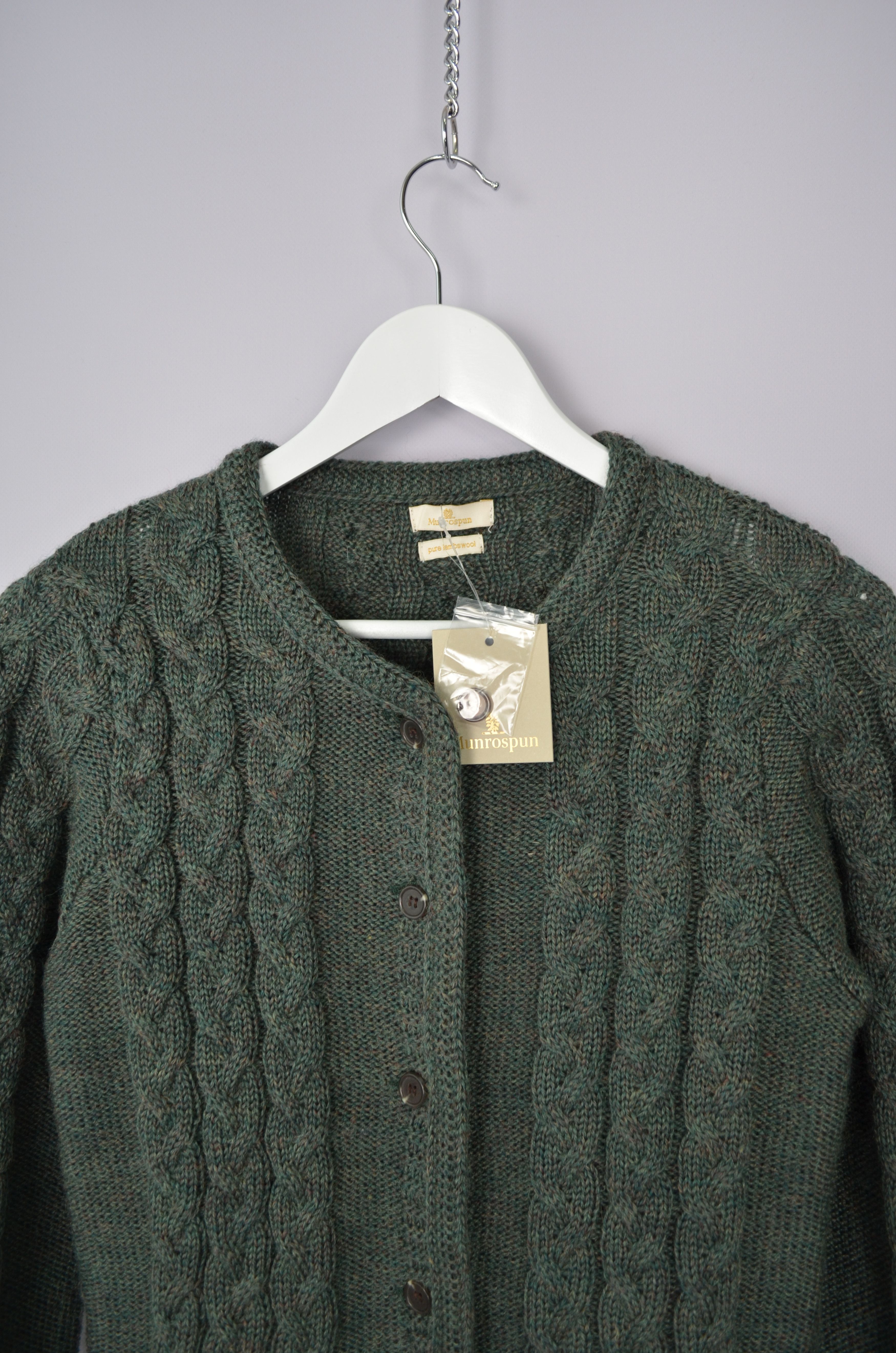 Designer Munrospun Cableknit Cardigan Size S Moss Green Pure New Wool Size S / US 4 / IT 40 - 11 Thumbnail