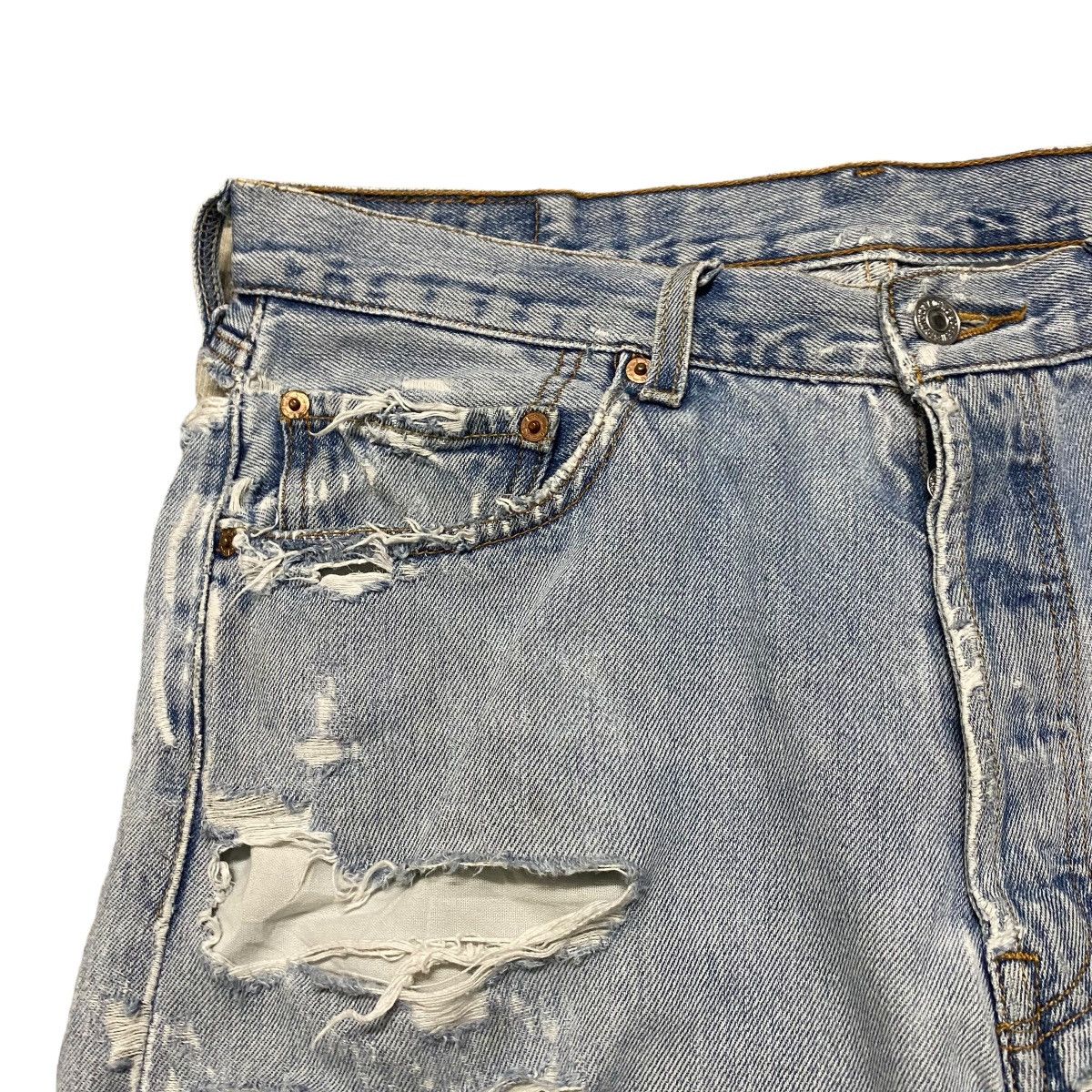 Levi's Vintage Levis 501 Thrashed Jeans Size US 34 / EU 50 - 4 Thumbnail
