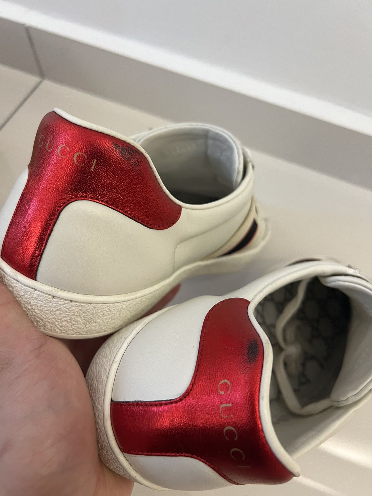 Gucci Gucci Ace Stripe White Red Black (Only Shoes) Size US 11 / EU 44 - 10 Thumbnail