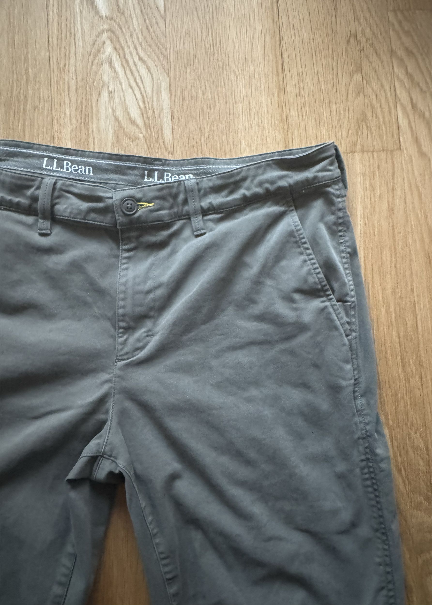 L.L. Bean L. L. Bean Comfort Stretch Sage Chino Pants Size US 34 / EU 50 - 3 Thumbnail