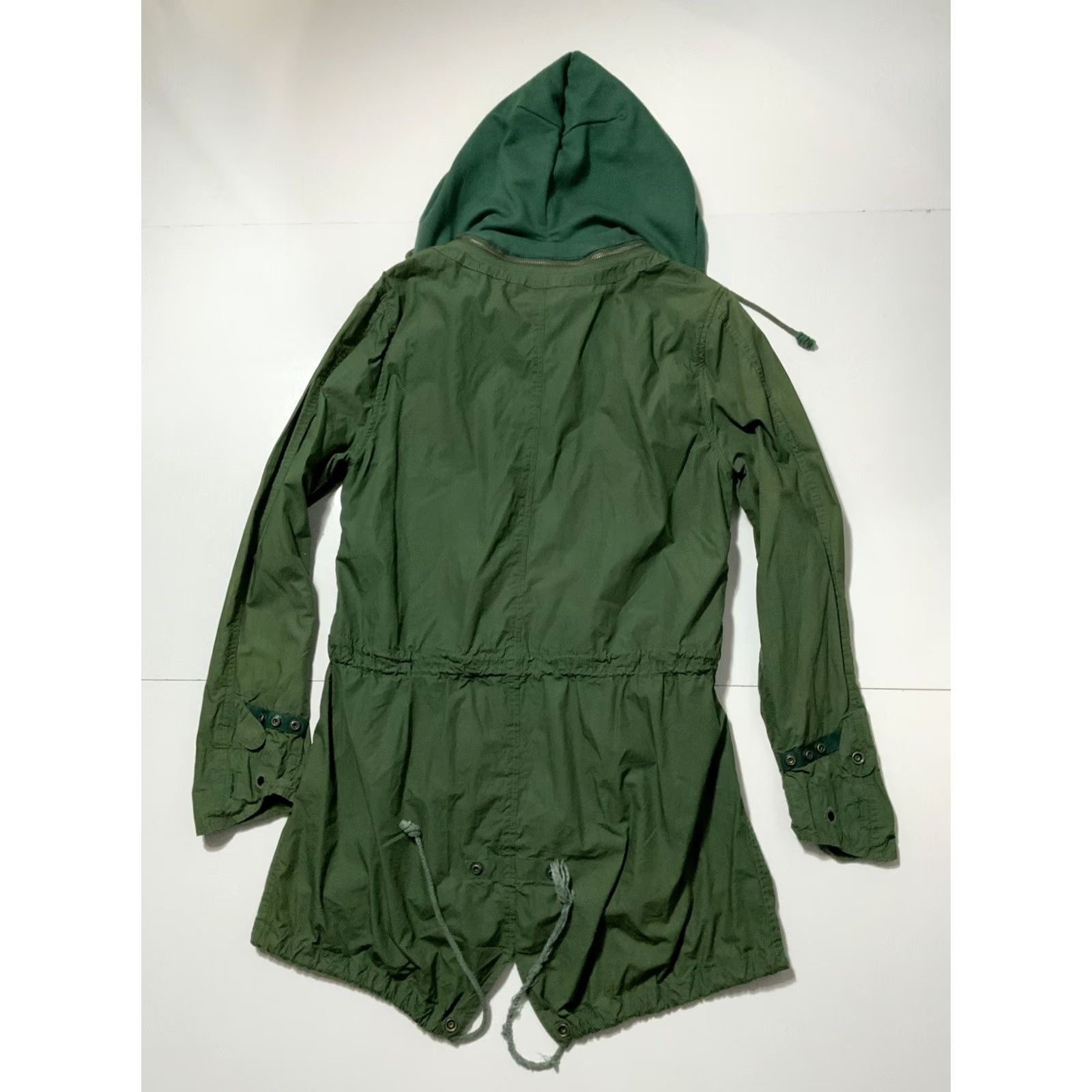 DENHAM VINTAGE Denham Fjord Style Military Fishtail Recut Parka Twill Jacket Mens M Green Size US 31 - 2 Thumbnail
