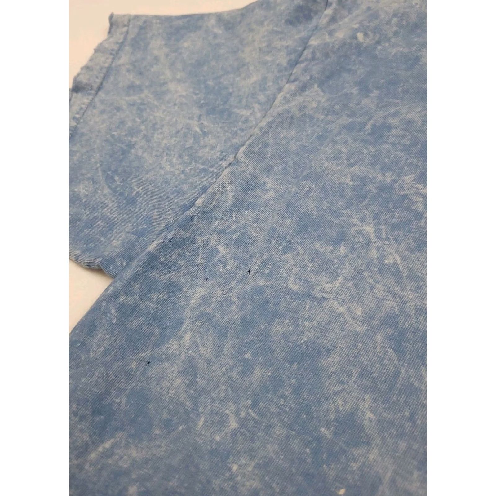 Hanes VINTAGE Y2K Kauai Maui Hawaii Surf T shirt Tie Dye Hanes Blue M Mens Distressed Wide Print Shirt Size US M / EU 48-50 / 2 - 7 Thumbnail