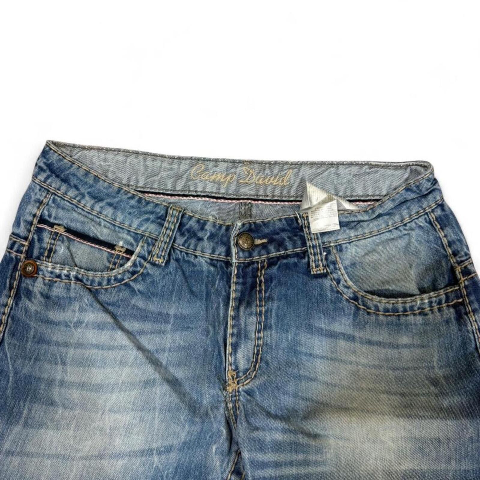 True Religion Camp David denim jeans with iconic embroidered back design. Size US 33 - 6 Thumbnail