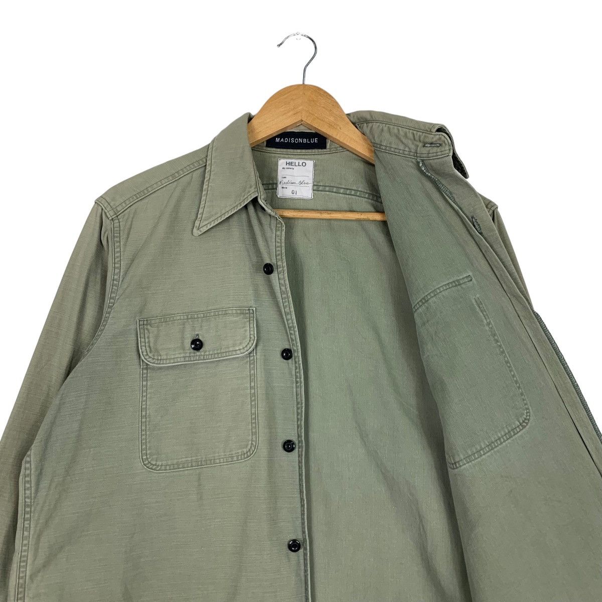 Madison MADISONBLUE Green Button Up Shirt #0950-C42 Size US S / EU 44-46 / 1 - 10 Thumbnail
