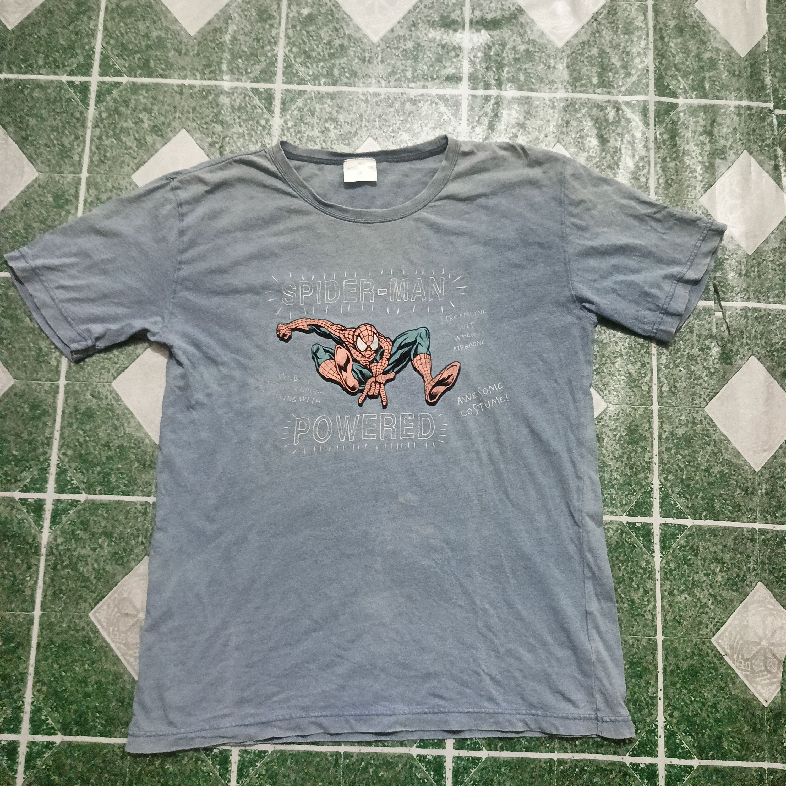 Universal Studios Distressed Marvel X Spiderman X Universal Studio Japan Size US M / EU 48-50 / 2 - 1 Thumbnail
