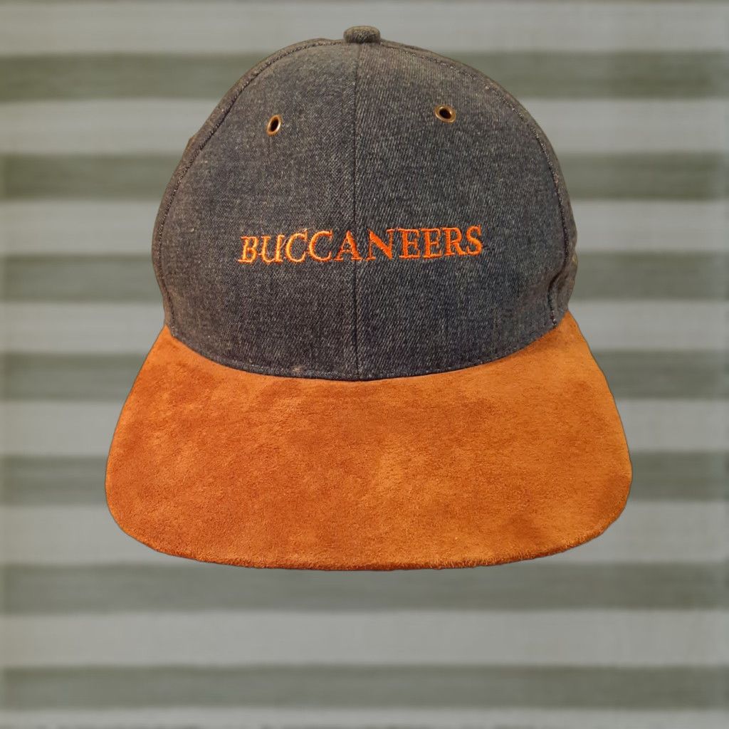 Vintage VINTAGE Tampa Bay Buccaneers Hat Baseball Cap Suede Snapback NWT Adjustable Brown&Blue Men Men’s Sports Football NWT Size US 35 - 1 Thumbnail