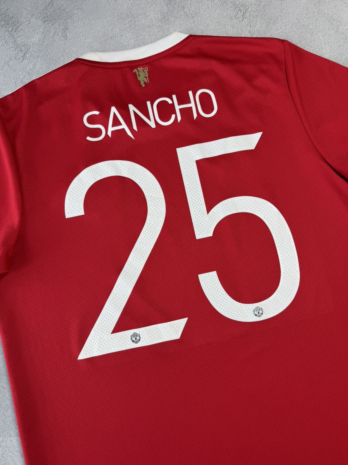 Adidas Manchester United 2021 2022 Home Shirt Adidas #25 Sancho Size US L / EU 52-54 / 3 - 3 Thumbnail