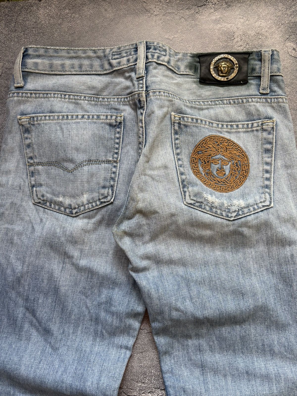 Versace Jeans Couture Vtg Versace Y2K Medusa Logo Distressed Bootcut Flared Jeans Size 29" - 3 Thumbnail
