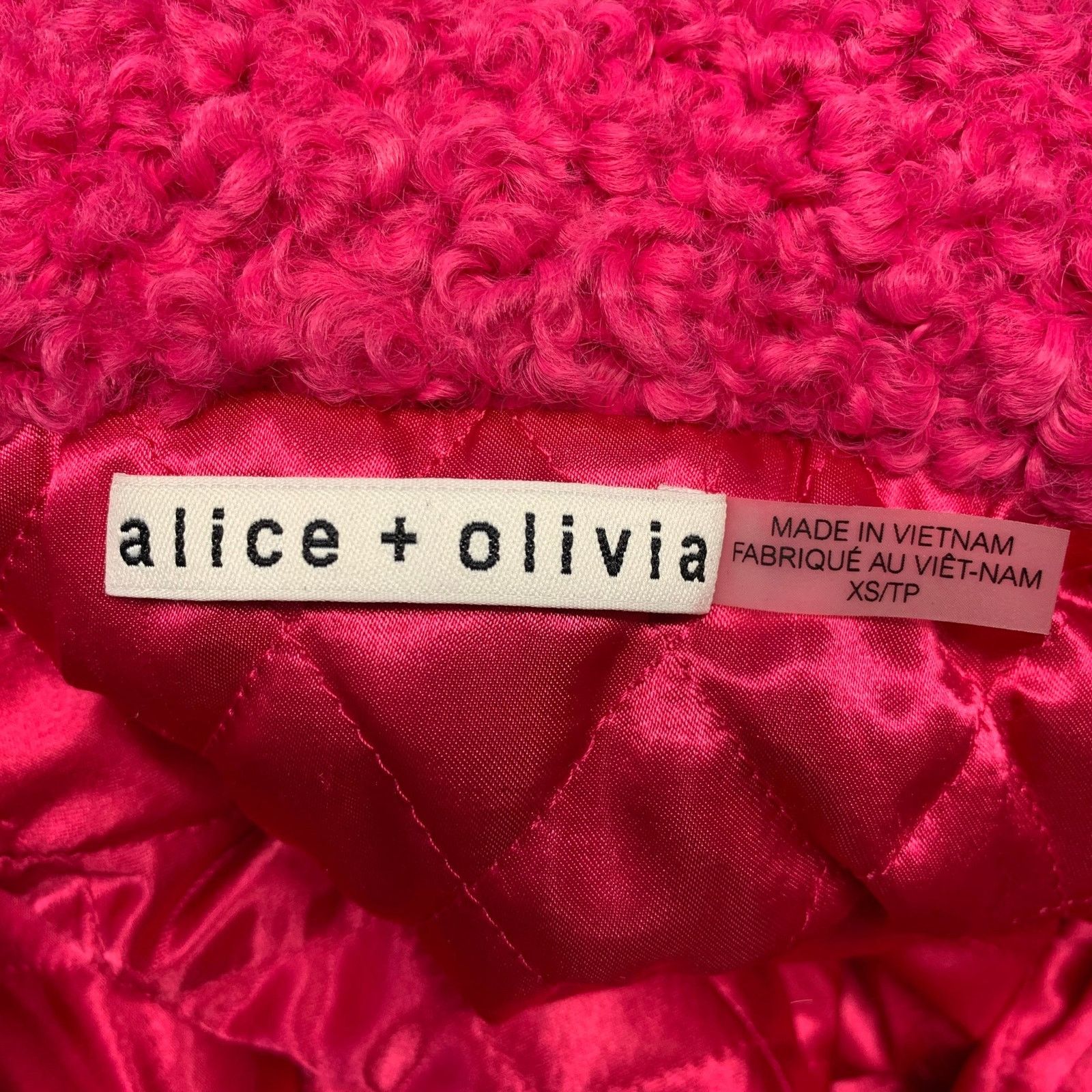 Alice + Olivia ALICE + OLIVIA Pink Faux Fur Shawl Lapel Coat S Size S / US 4 / IT 40 - 6 Thumbnail