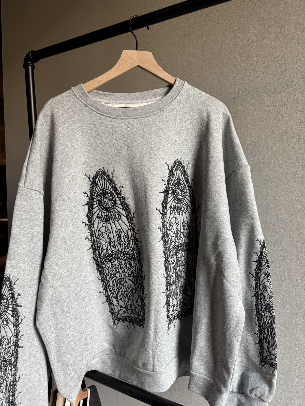 Who Decides War Who decides war thorned pull over Size US XXL / EU 58 / 5 - 2 Thumbnail