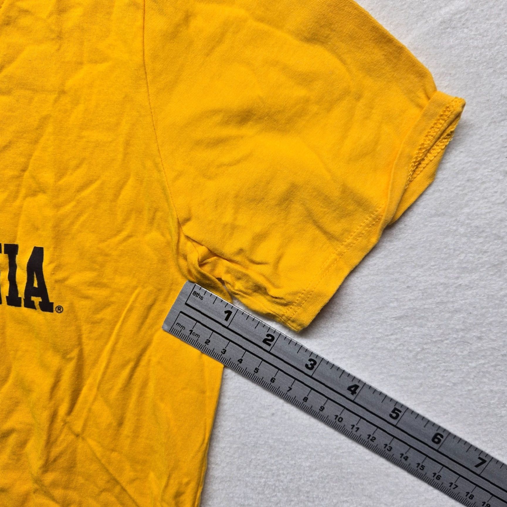 Nike Nike West Virginia University Yellow Short Sleeve T-Shirt Women Small College NCAA Size S / US 4 / IT 40 - 4 Thumbnail