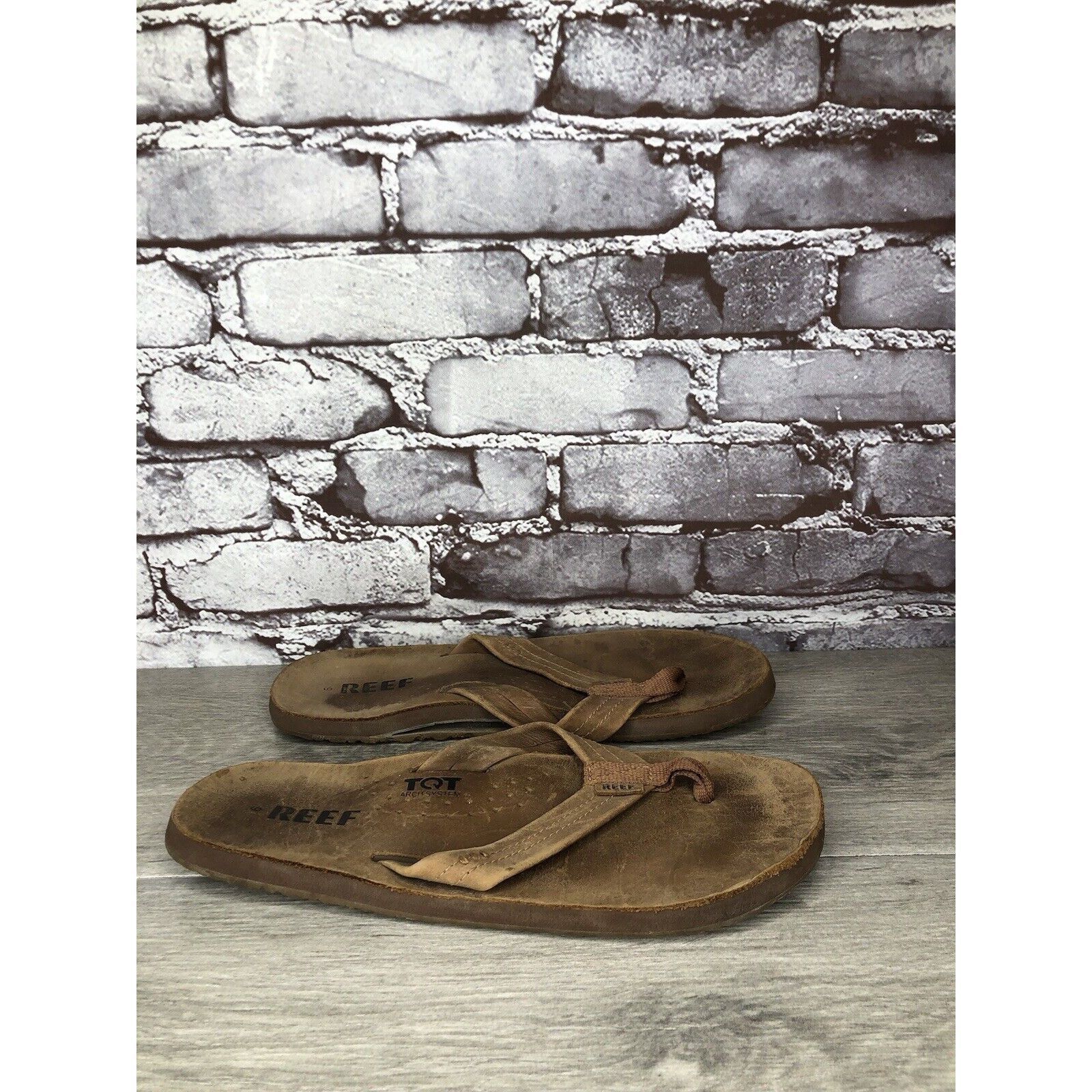 REEF Reef TQT Brown Leather Bottle Opener Beach Flip Flops Sandal Size US 9 / EU 42 - 17 Thumbnail