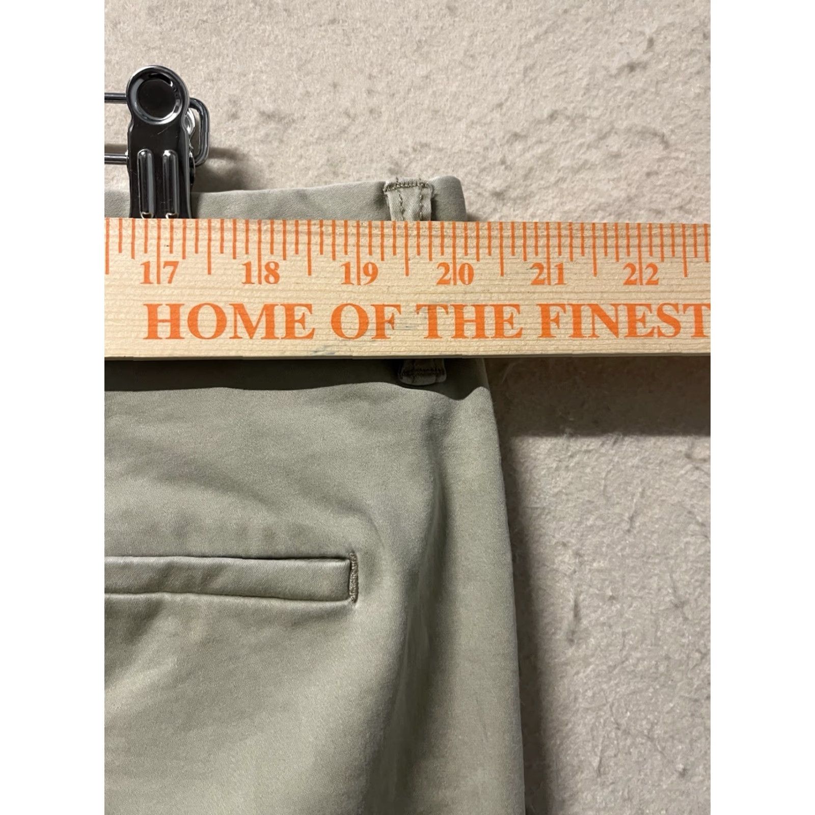 Tommy Bahama Tommy Bahama Pants Men 38x32 Straight Fit Flat Front Beig e Cotton Lyocell Spandex Chino Pockets Machine Washable Casual Vintage No Size US 38 / EU 54 - 3 Thumbnail