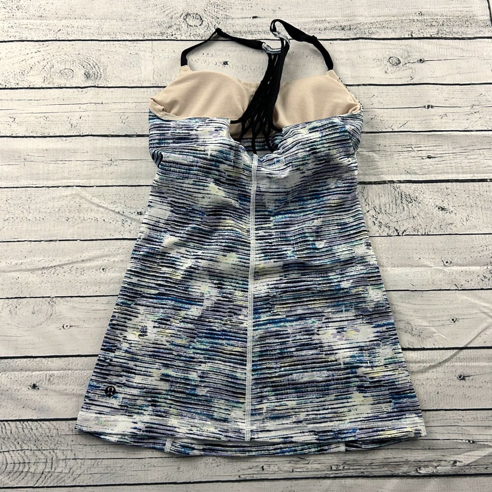 Lululemon Lululemon Strappy Built In Bra Striped Athletic Yoga Tank Top Women's 4 Black Shirt Tank Athletic Yoga Built-In Bra Striped Black 90s? Size S / US 4 / IT 40 - 4 Thumbnail