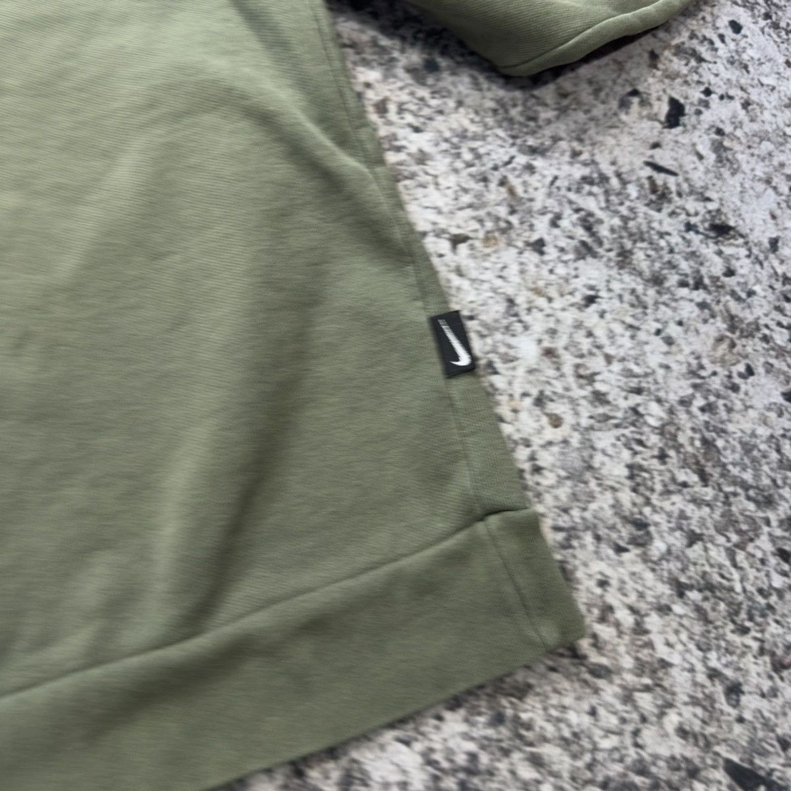 Nike Thrashed Faded 90s Nike Green Logo Sweatshirt ERD Grunge Size US XL / EU 56 / 4 - 14 Thumbnail