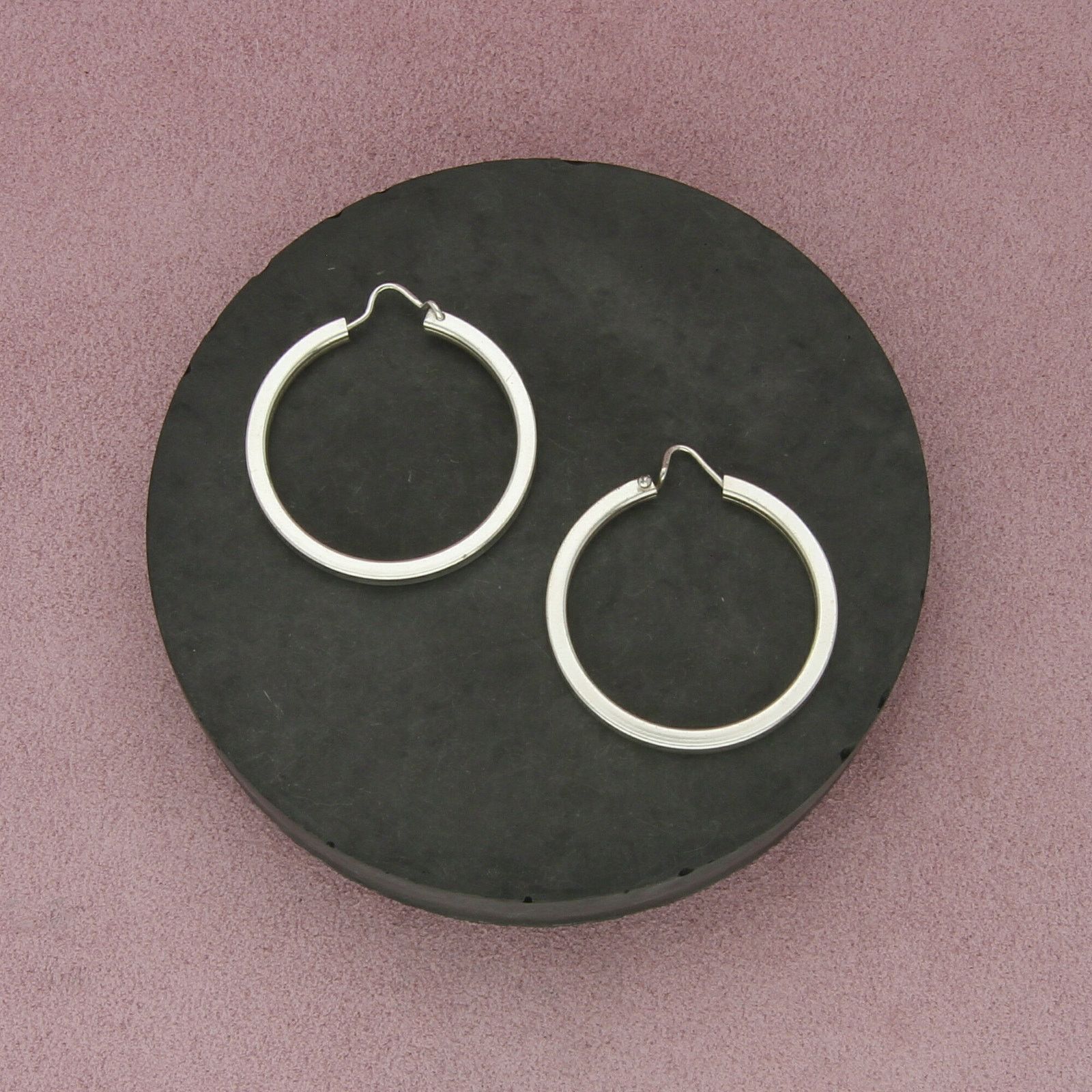 Sterling Silver sterling silver modernist edged hoop earrings Size ONE SIZE - 1 Thumbnail