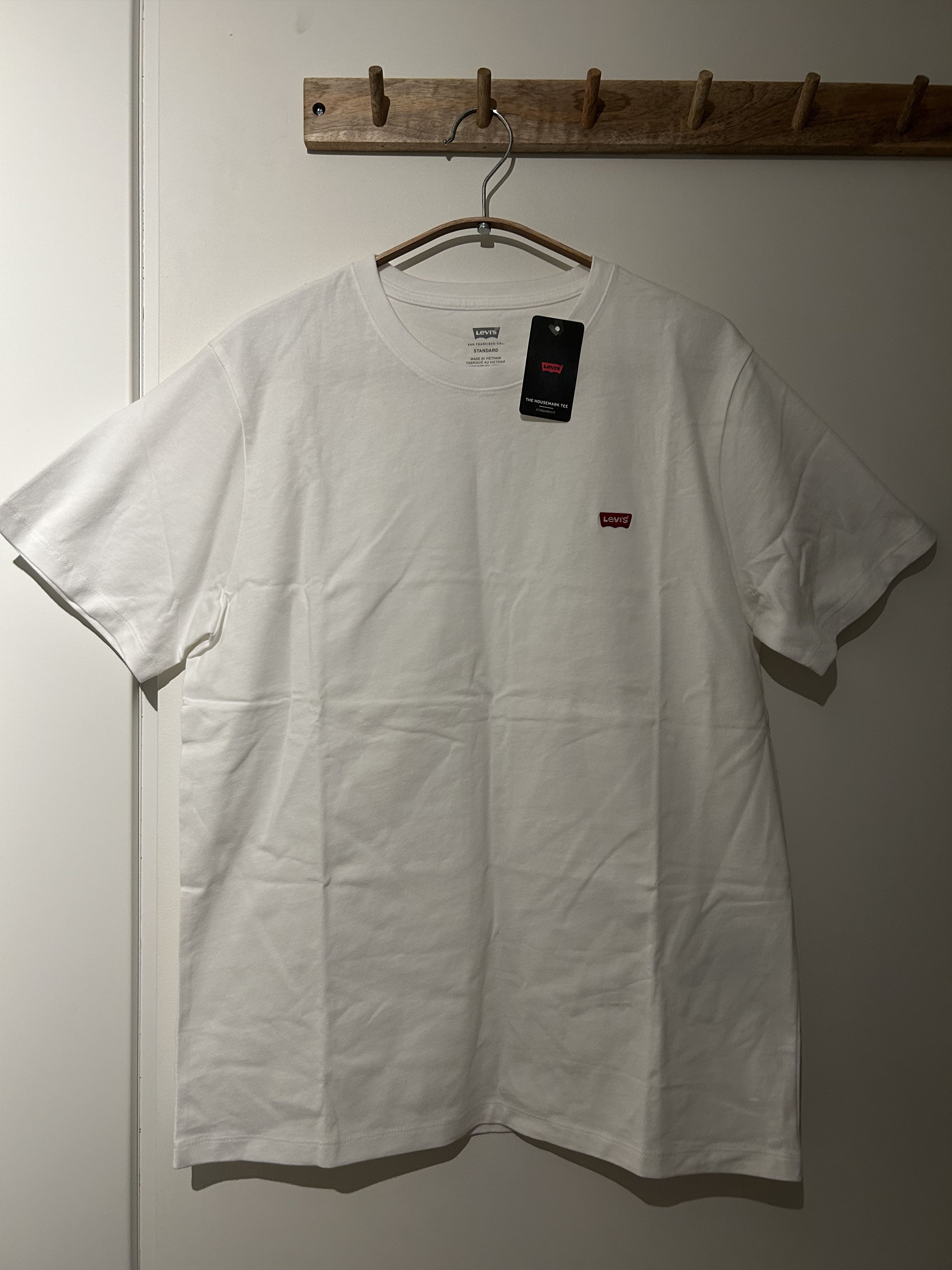 Levi's Levi's T-shirt Size US M / EU 48-50 / 2 - 1 Thumbnail