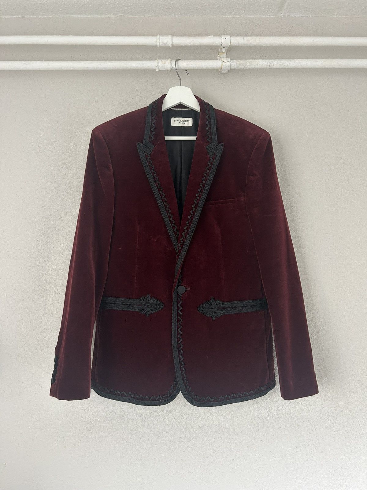 image of Saint Laurent Paris Fw18 Saint Laurent Western Velvet Blazer Rrp $4K in Burgundy (Size Medium)