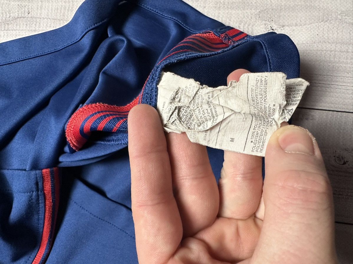 Nike × Vintage Nike Atletico Madrid blue soccer jersey size M blue away Size US M / EU 48-50 / 2 - 7 Thumbnail