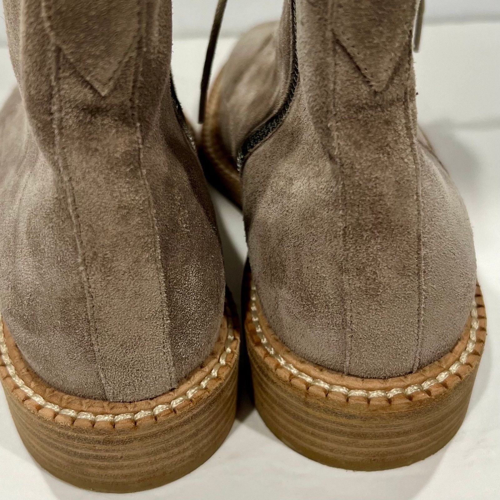 Vince Vince Women's Tan Suede Cabria Lace Up Boots Size 6.5 Size US 6.5 / IT 36.5 - 3 Thumbnail