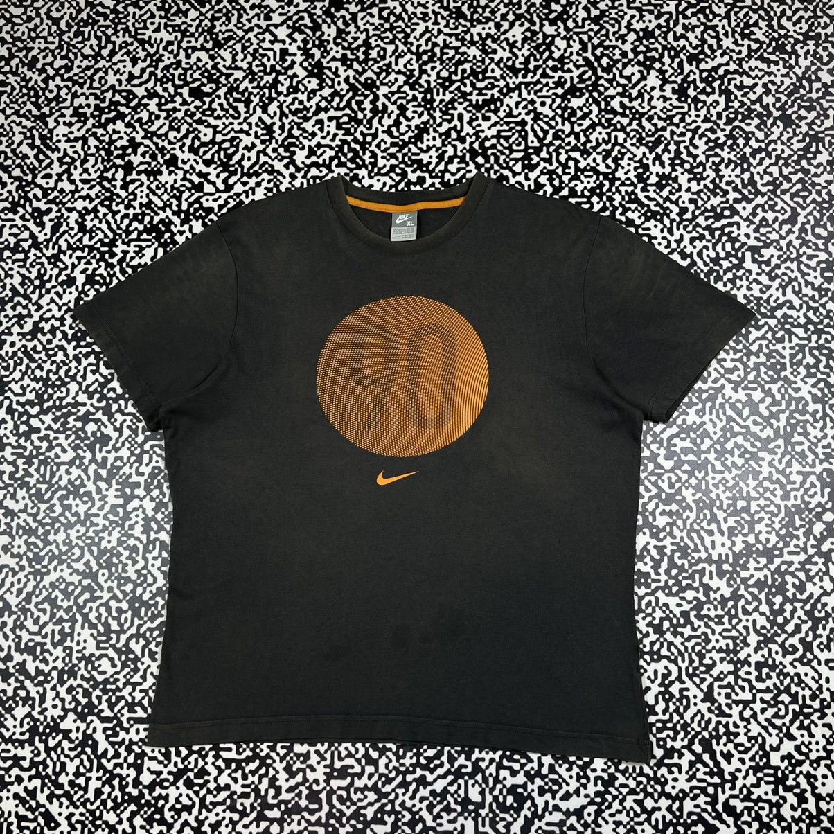 Nike Vintage Y2K Nike Total Ninety 90 Logo Faded Boxy T-shirt Size US XL / EU 56 / 4 - 1 Thumbnail