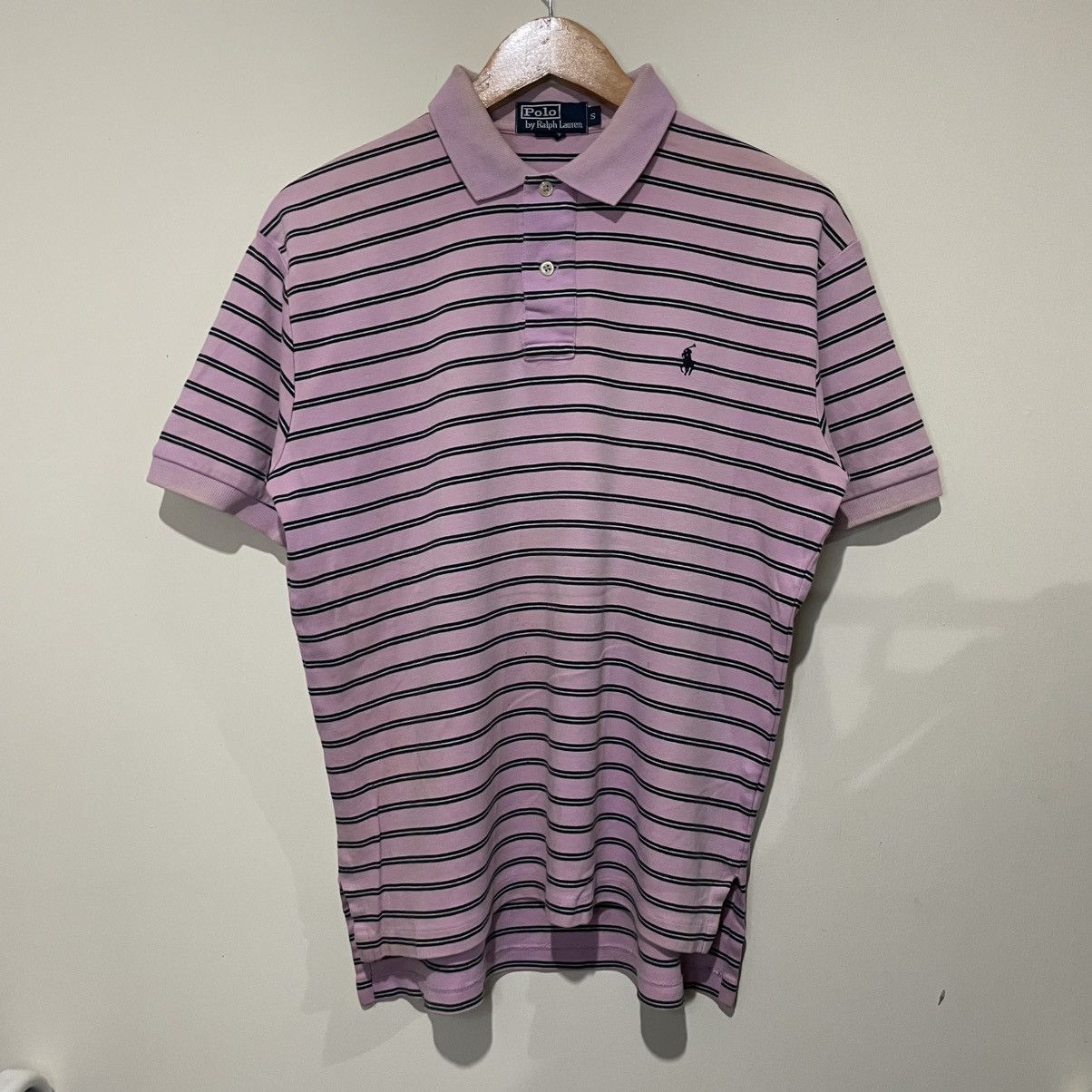 Polo Ralph Lauren Polo Ralph Lauren men's pink and blue striped polo shirt Size US S / EU 44-46 / 1 - 1 Thumbnail