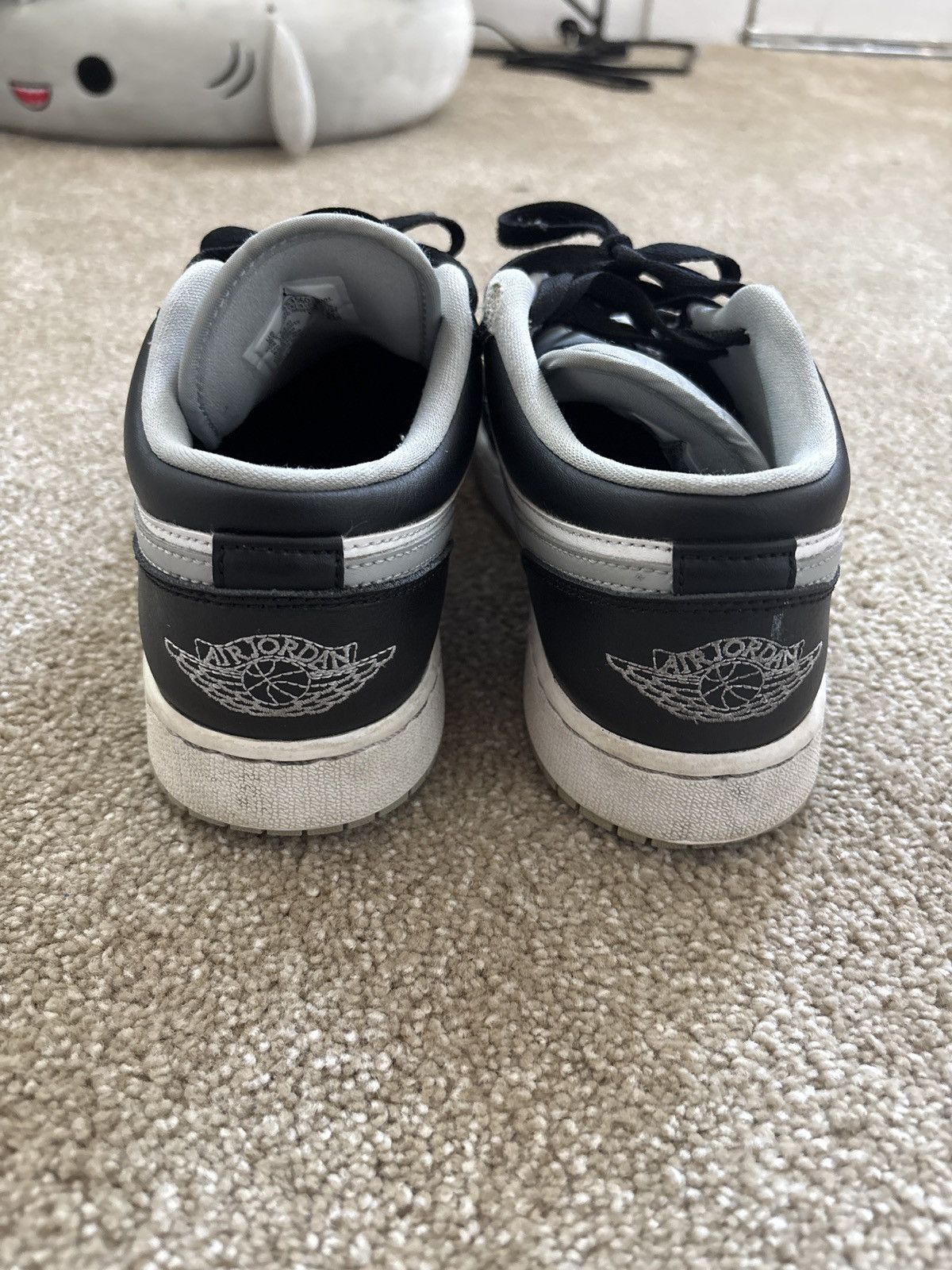 Jordan Brand × Nike Jordan 1 “Smoke Grey” Size US 7.5 / IT 37.5 - 7 Thumbnail