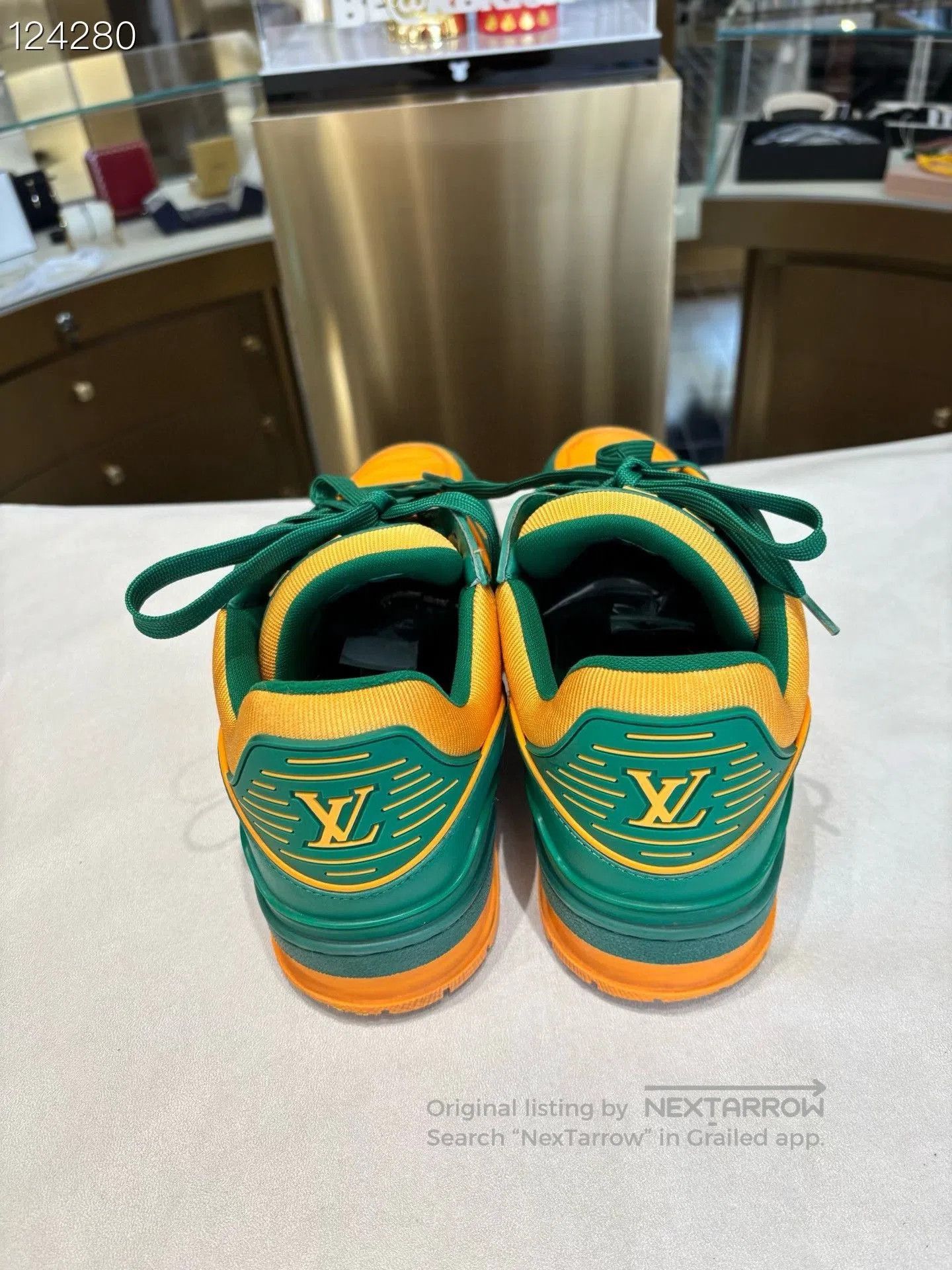 Louis Vuitton Louis Vuitton Trainer Sneakers. Size US 9 / EU 42 - 4 Thumbnail