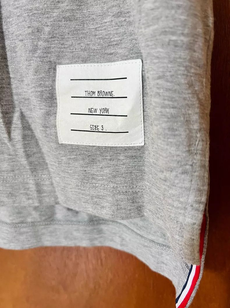 Thom Browne Thom browne Men's T-shirt 2504-Nextarrow Size US L / EU 52-54 / 3 - 5 Thumbnail