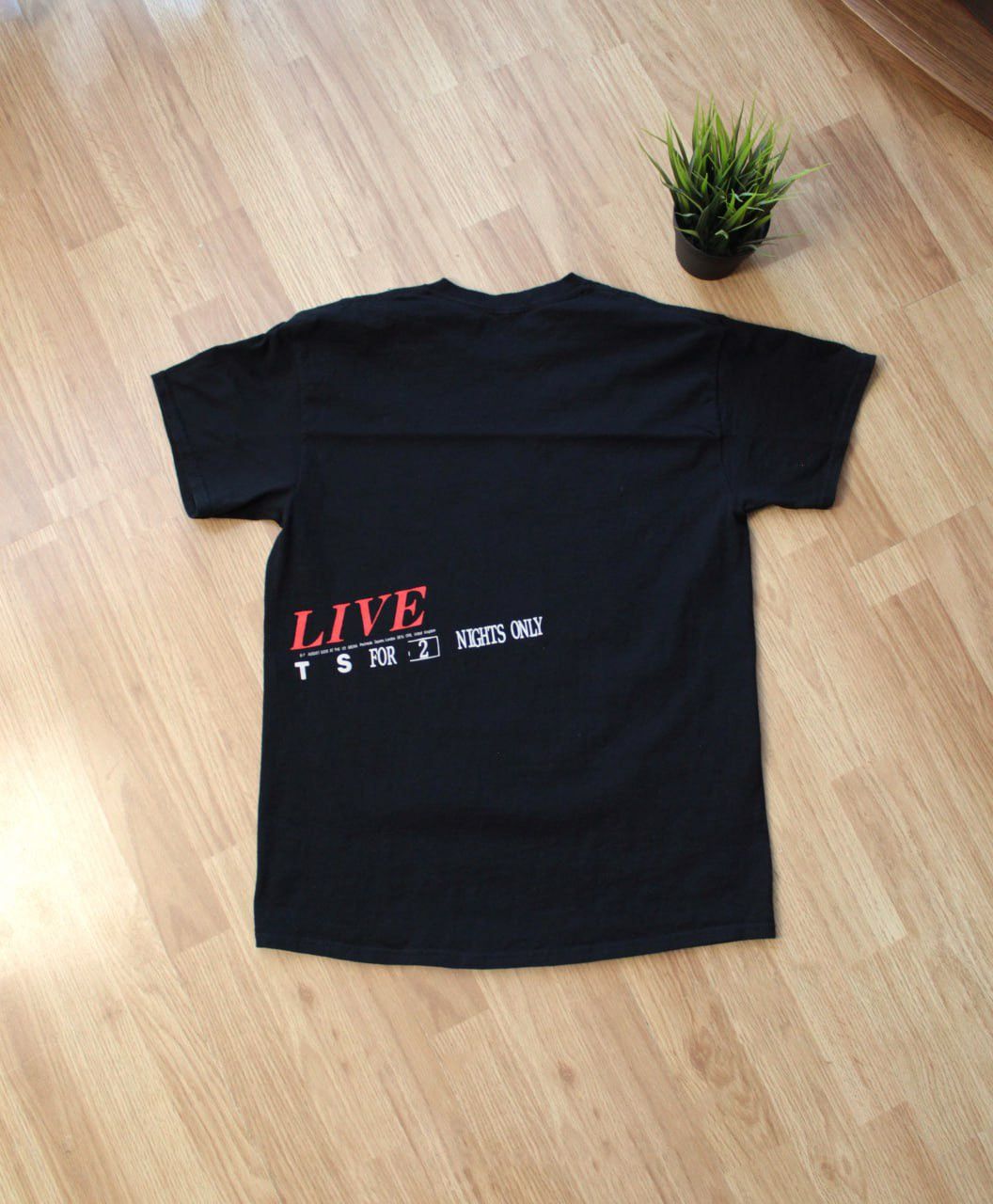 Travis Scott 🔥 Travis Scott Utopia O2 Live Arena London Exclusive Shirt Size US S / EU 44-46 / 1 - 3 Thumbnail