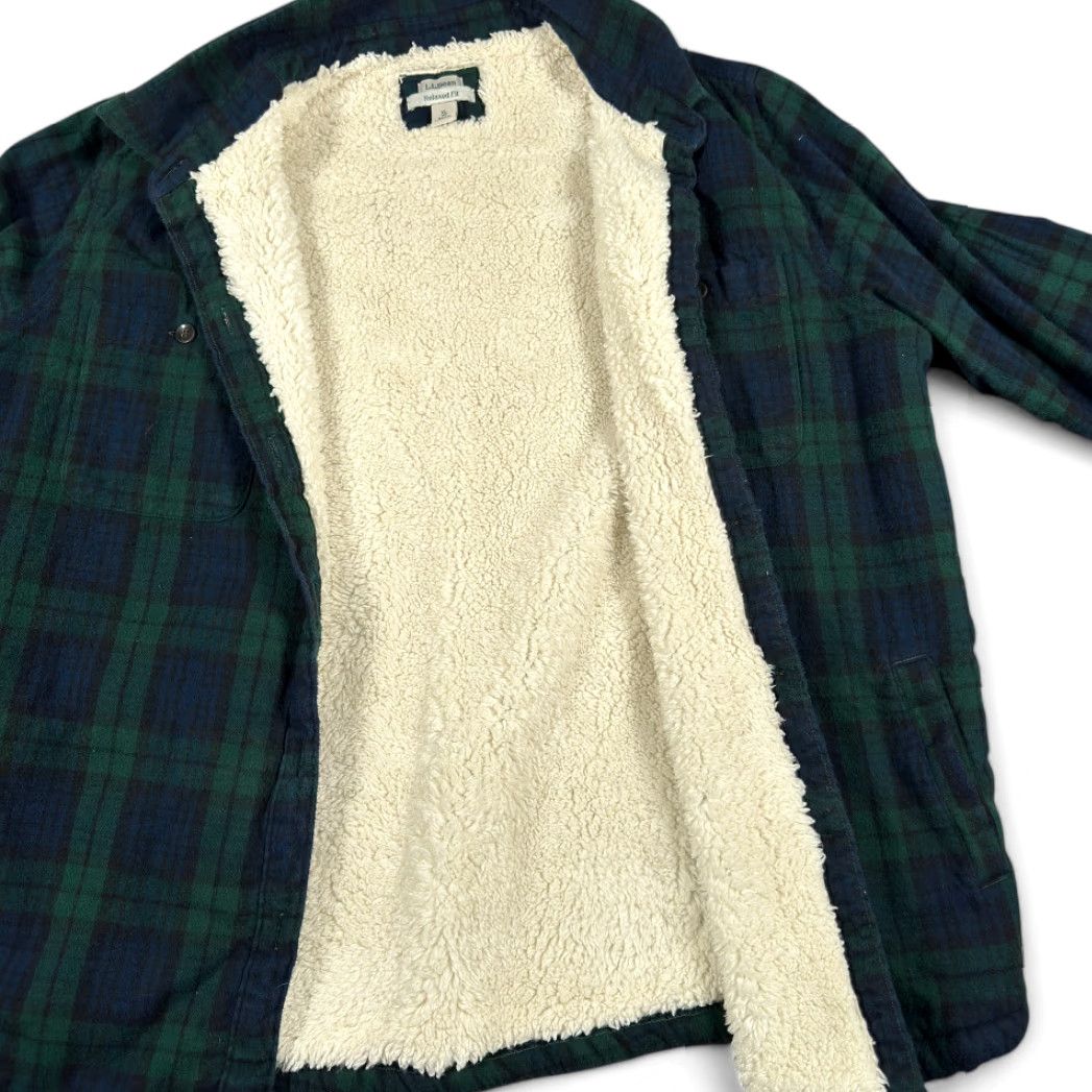 Vintage LL Bean Shirt Women XL Blue Green Plaid Sherpa Lined Flannel Blackwatch Button-Up Casual, Travel, Workwear Womens XL Amazon, eBay, etc. Size XL / US 12-14 / IT 48-50 - 4 Thumbnail