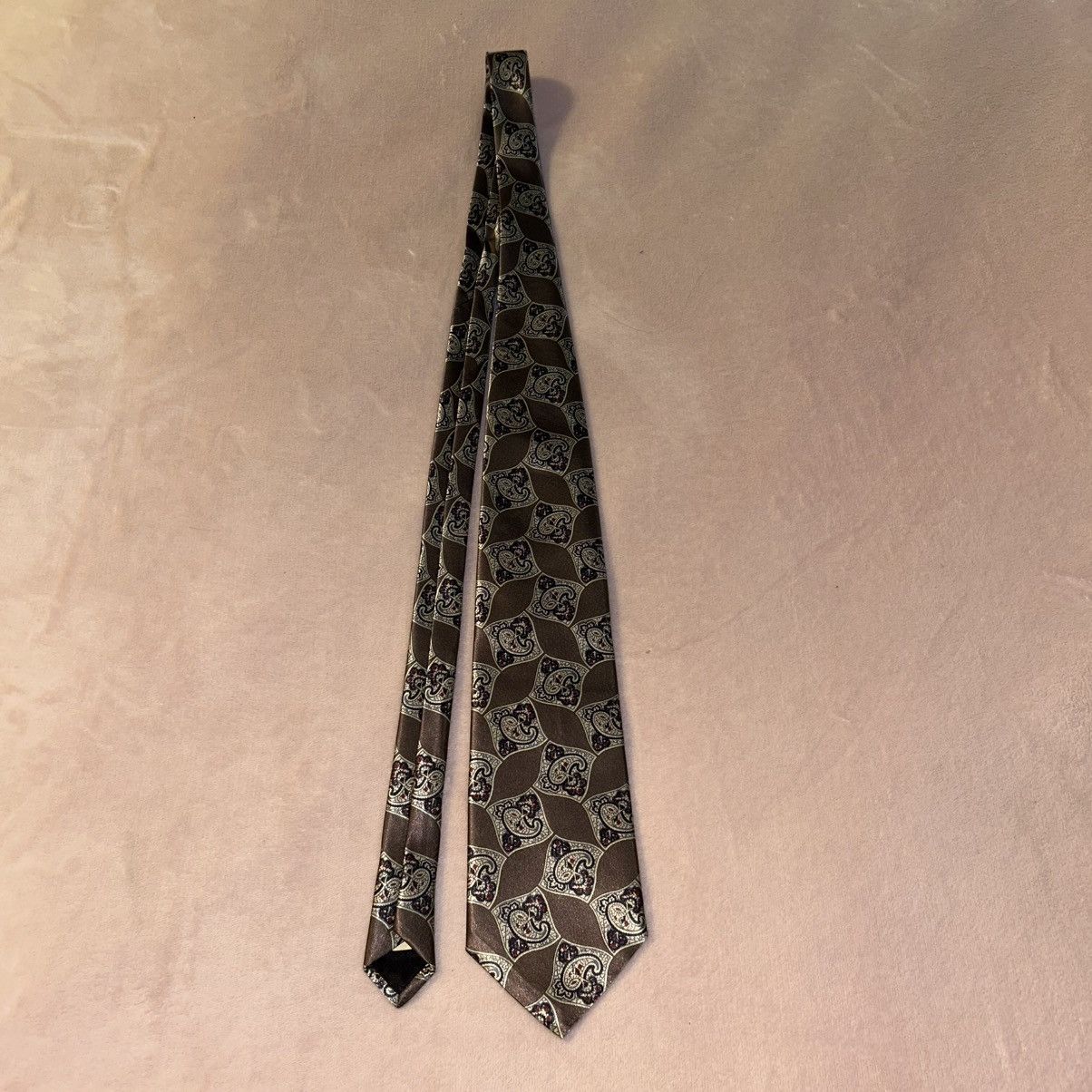 Etienne Aigner Etienne Aigner vintage dead stock bronze with paisley tie Size ONE SIZE - 2 Thumbnail