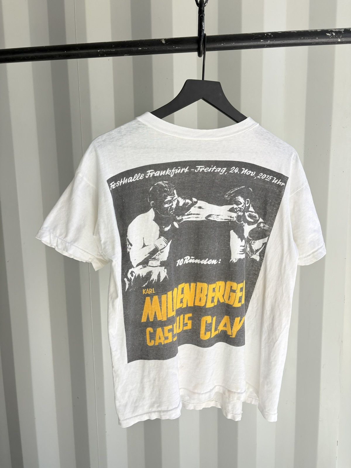Vintage Vintage Boxing Shirt Faded Distressed Grunge Band Thrashed Size US L / EU 52-54 / 3 - 1 Thumbnail
